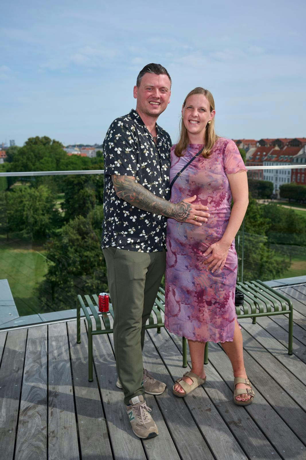 Robert Hansen og hans forlovede Rikke venter barn nummer tre. Det bliver anden dreng i børneflokken.