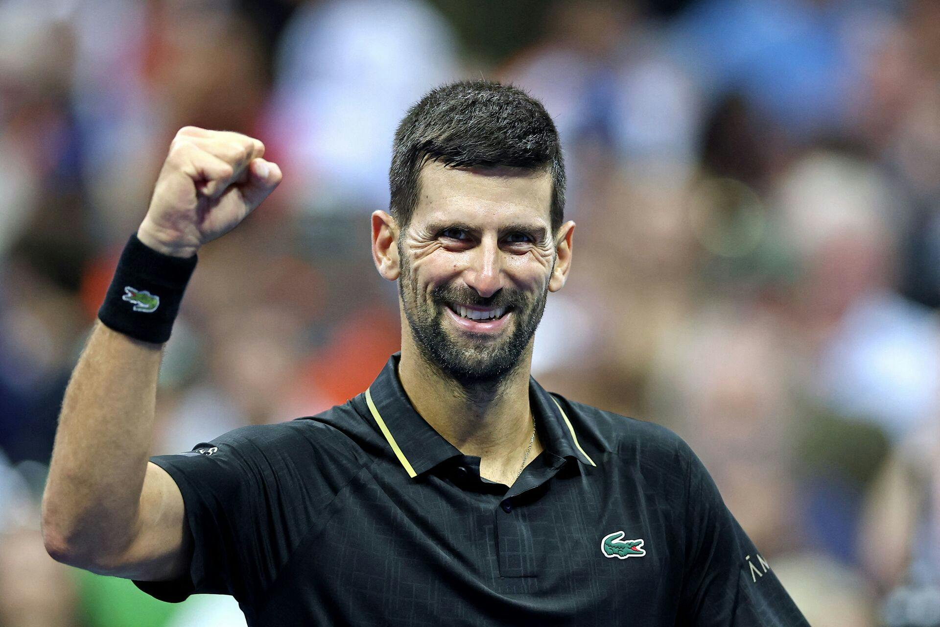 Novak Djokovic er den ældste mand, der har spillet sig i kvartfinalerne ved samtlige Grand Slams på et år.