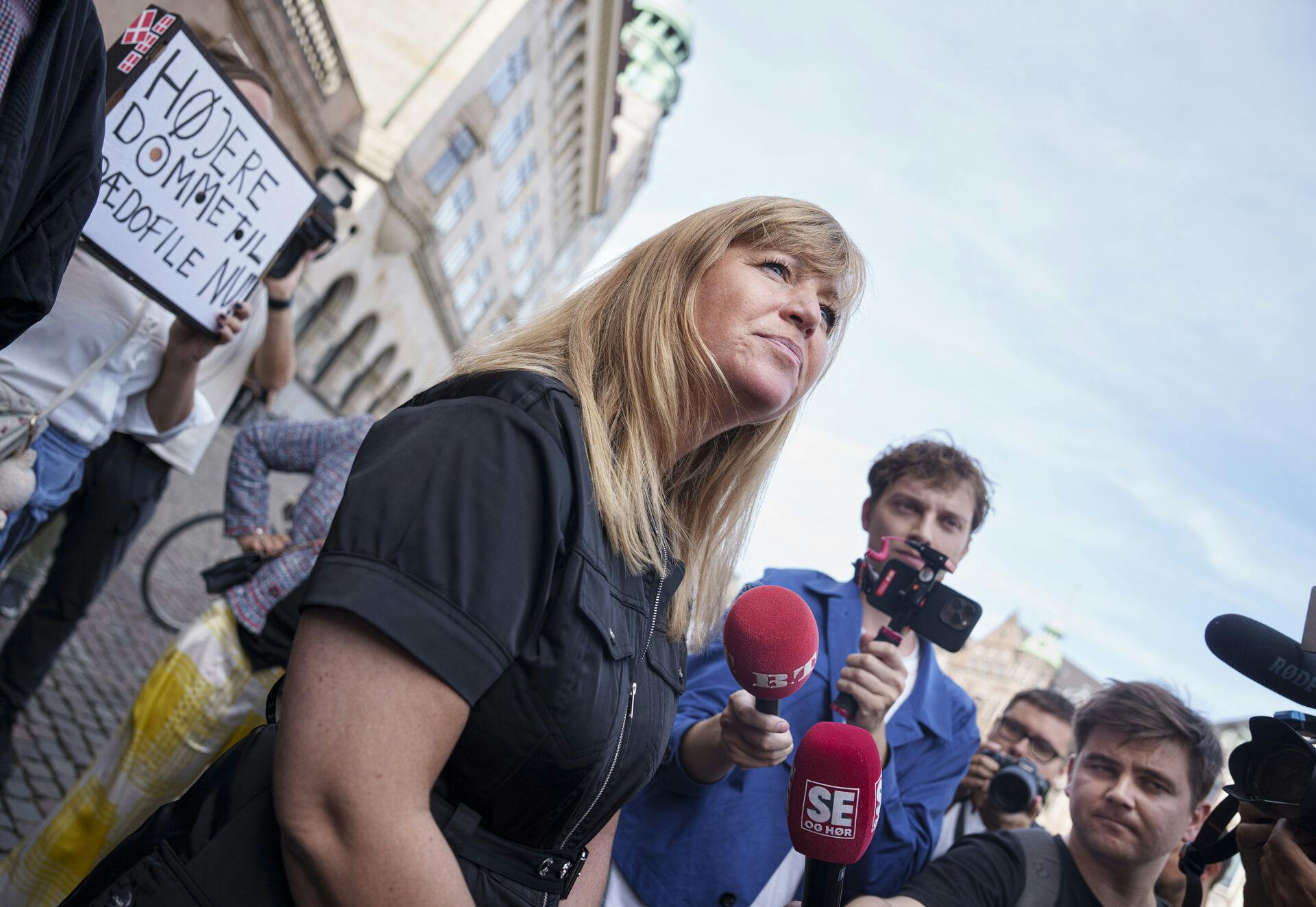 - Han ville vise, at han forstår, at andre også er blevet ramt af sagen, siger forsvarer Berit Ernst om Henrik Sass’ undskyldning.