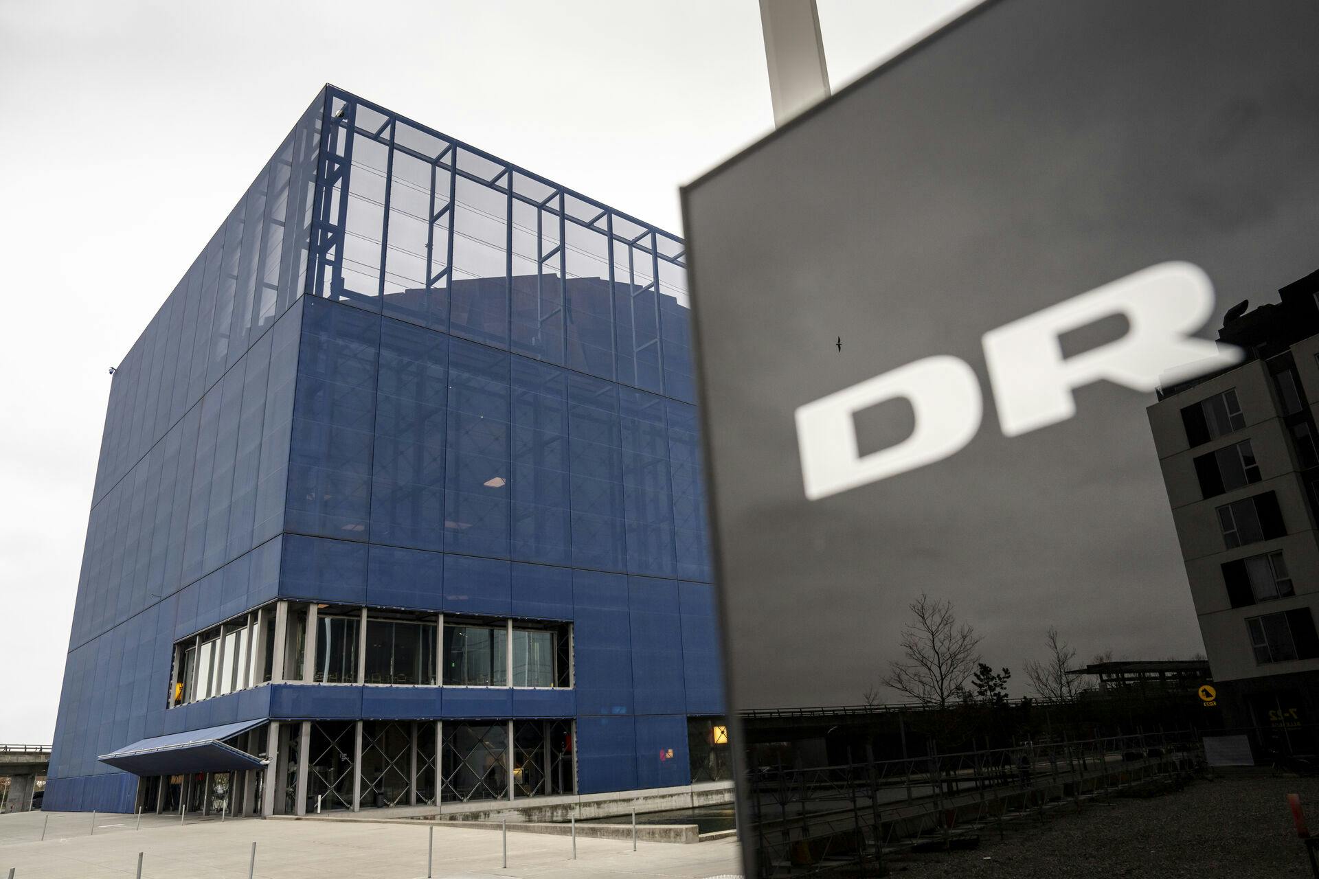 Afdelingen hos public service-mediet siger farvel til 21 ansatte.