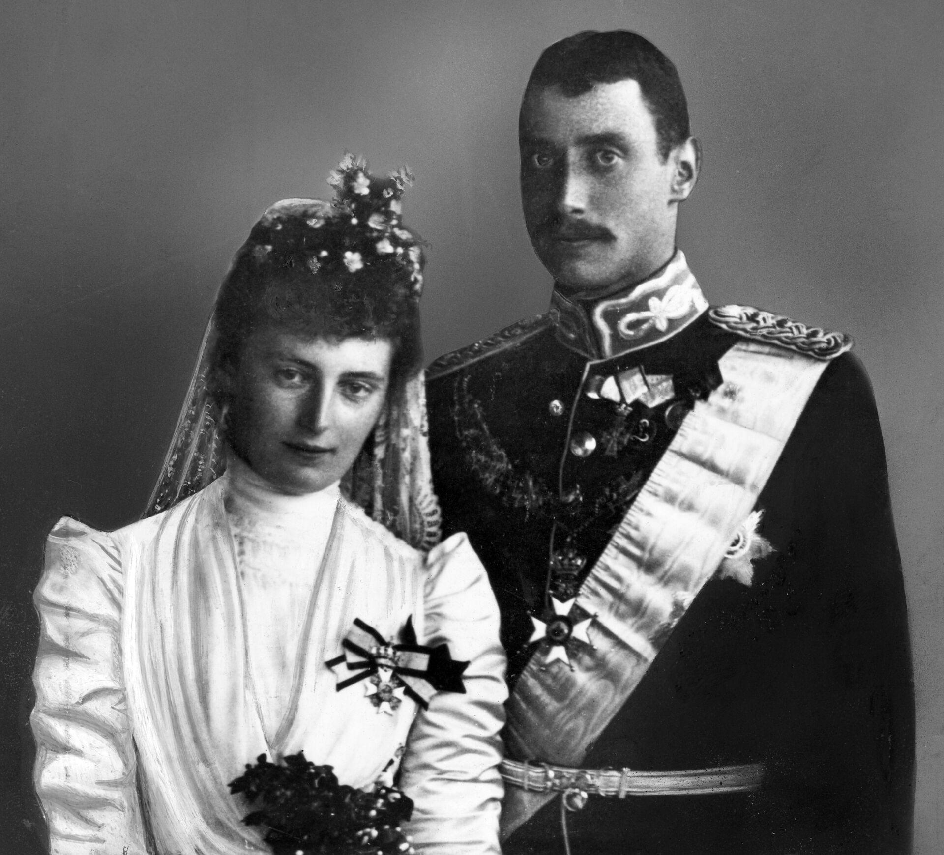Prins Christian (Kong Christian X) giftede sig i 1898 med Alexandrine af Mecklenburg-Schwerin. Bryllupsbillede fra "Villa Wenden" i Canne.