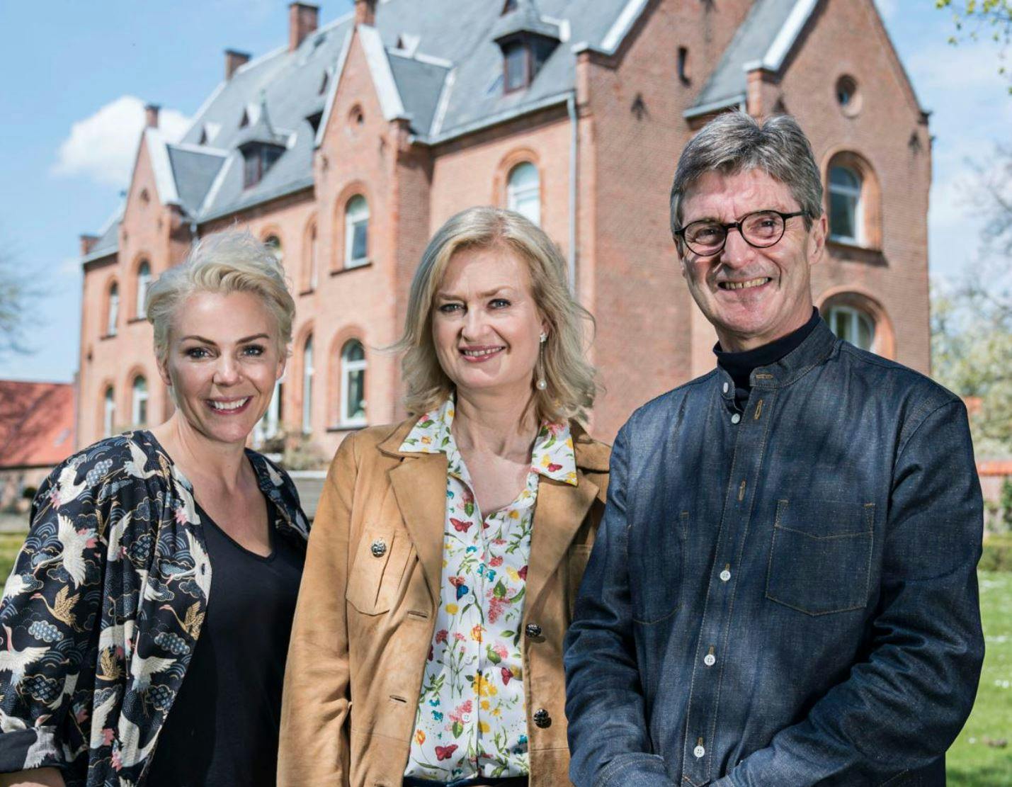 I 2017 lavede TV2's Lene Beier serien "En stor dag på godset" og hun besøgte da Susanne og Erik Vind på deres fynske gods.