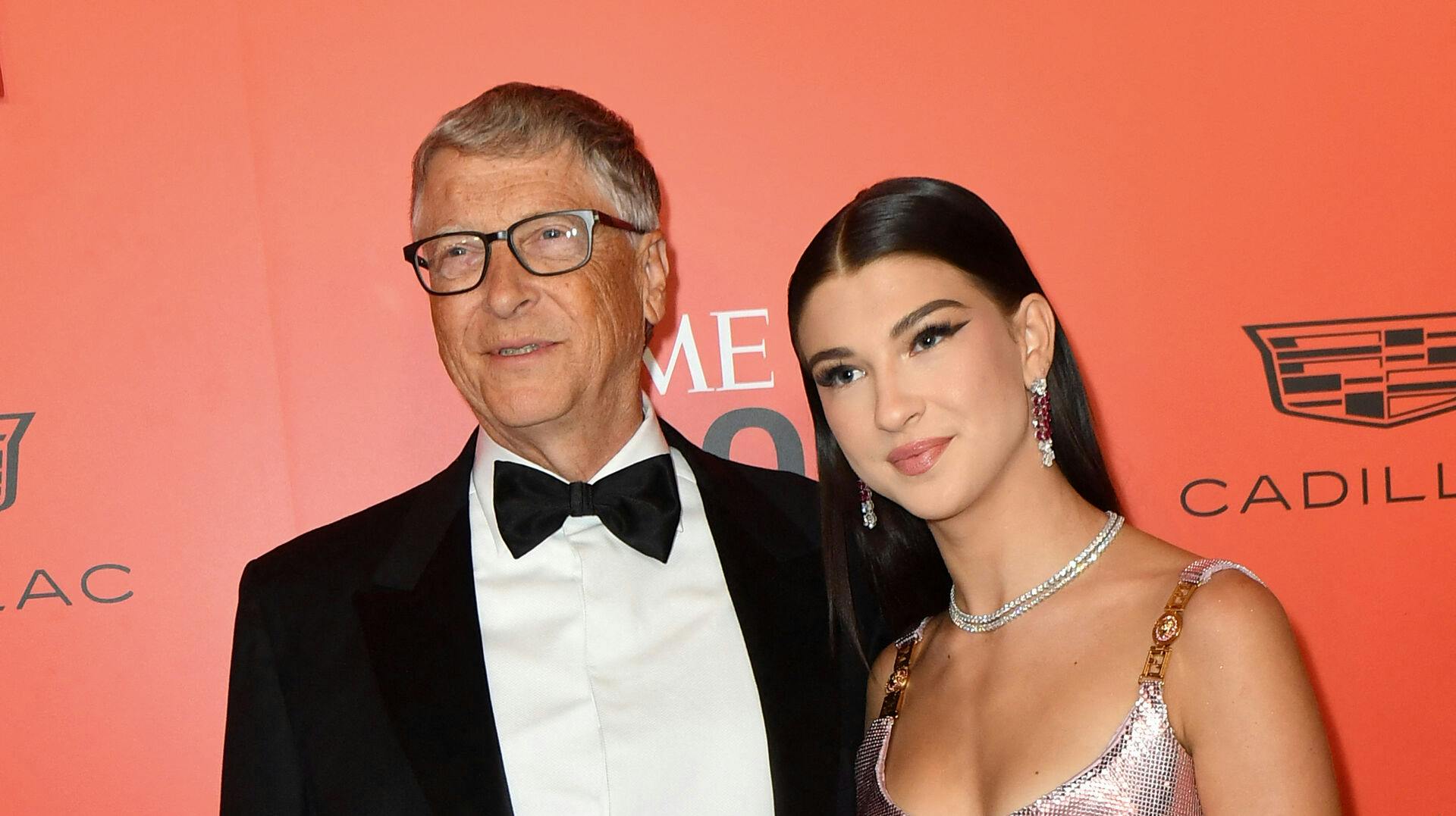 Bill Gates kan ikke længere kalde Arthur Donald for sin "svigersøn". For Bill Gates' yngste datter - Phoebe - er ikke længere sammen med Arthur. I stedet dater hun en anden.
