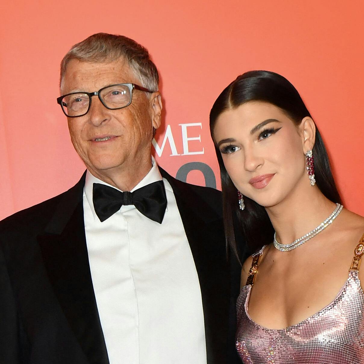 Bill Gates kan ikke længere kalde Arthur Donald for sin "svigersøn". For Bill Gates' yngste datter - Phoebe - er ikke længere sammen med Arthur. I stedet dater hun en anden.