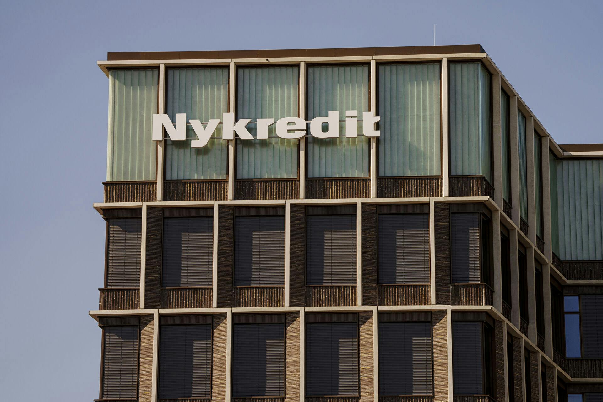 Nykredit skal fyre 88 medarbejdere. Sådan skriver meddelere virksomheden selv.