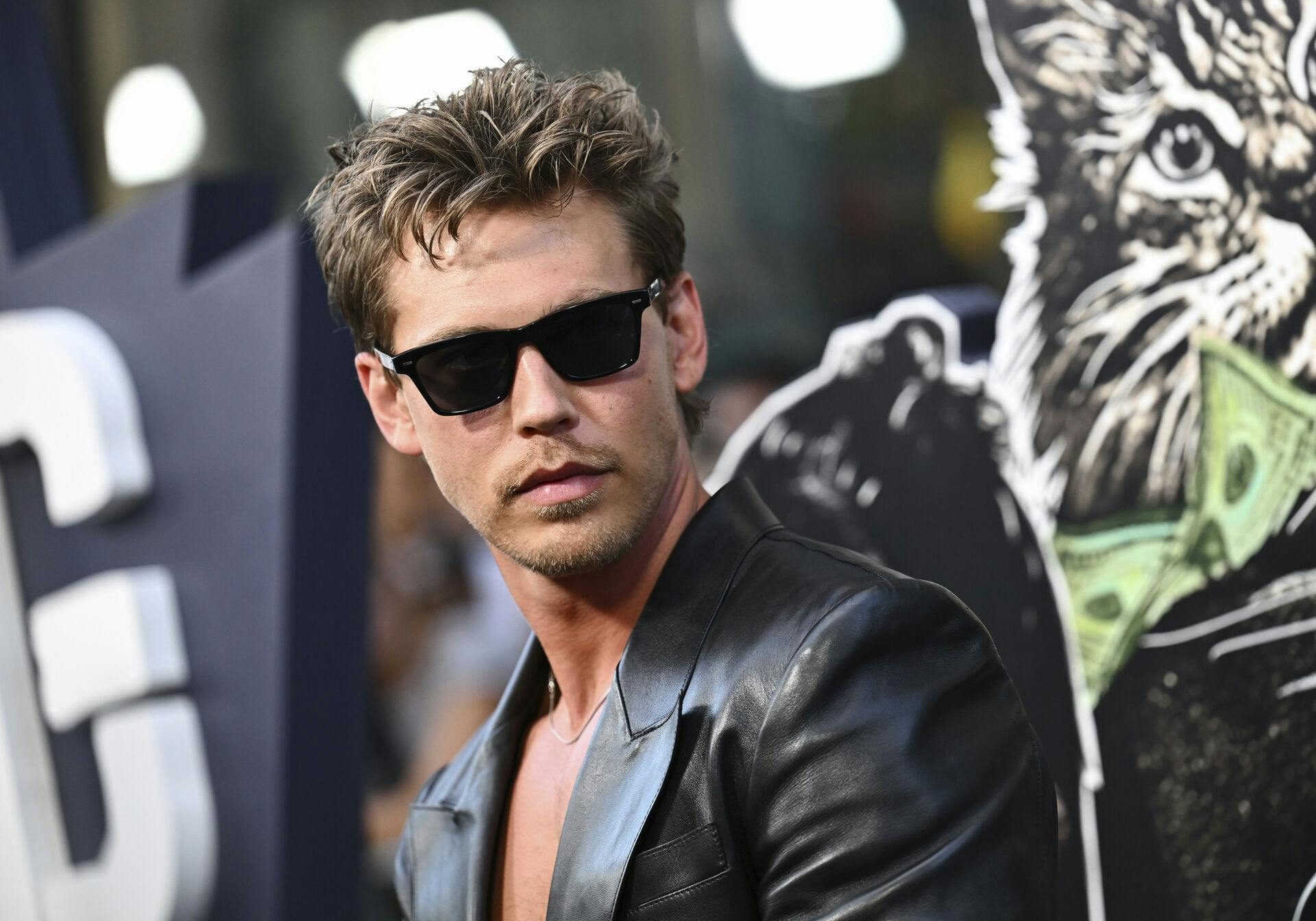 Austin Butler til premieren på "Caught Stealing" i august.