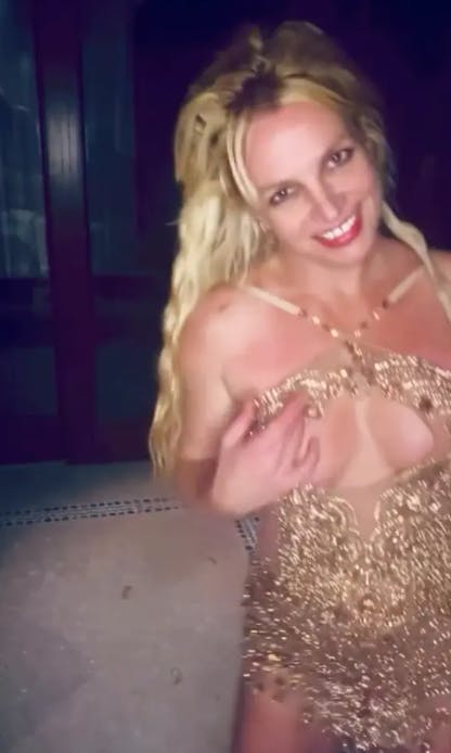 Er det lort, man kan se på gulvet, Britney?