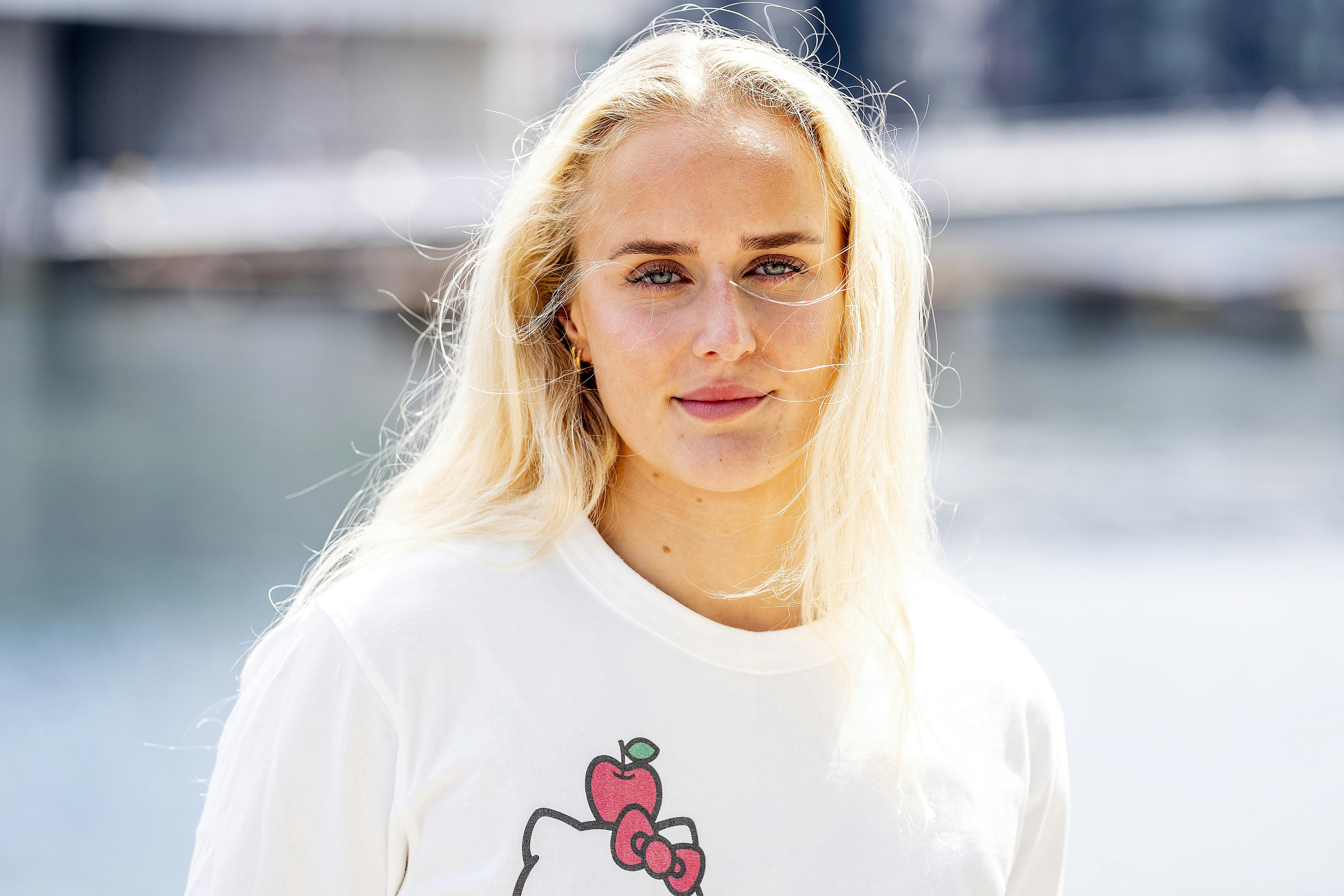 Signe Bro har deltaget i SE og HØR-podcasten "Af Banen".&nbsp;
