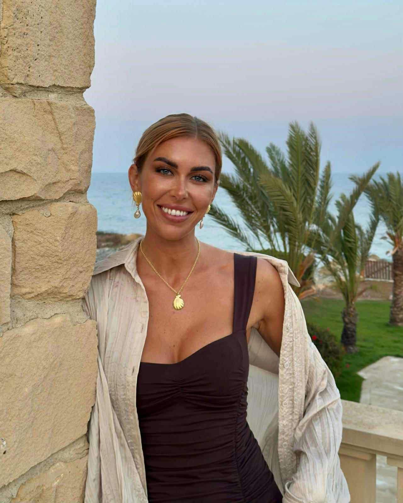 Oversvømmelser har skabt kaos i ferieparadiset Bali. En af dem, der har stået midt i det hele er Frida Bolm, der dog kom i sikkerhed med hjælp fra personalet på hotellet, hvor hun boede.