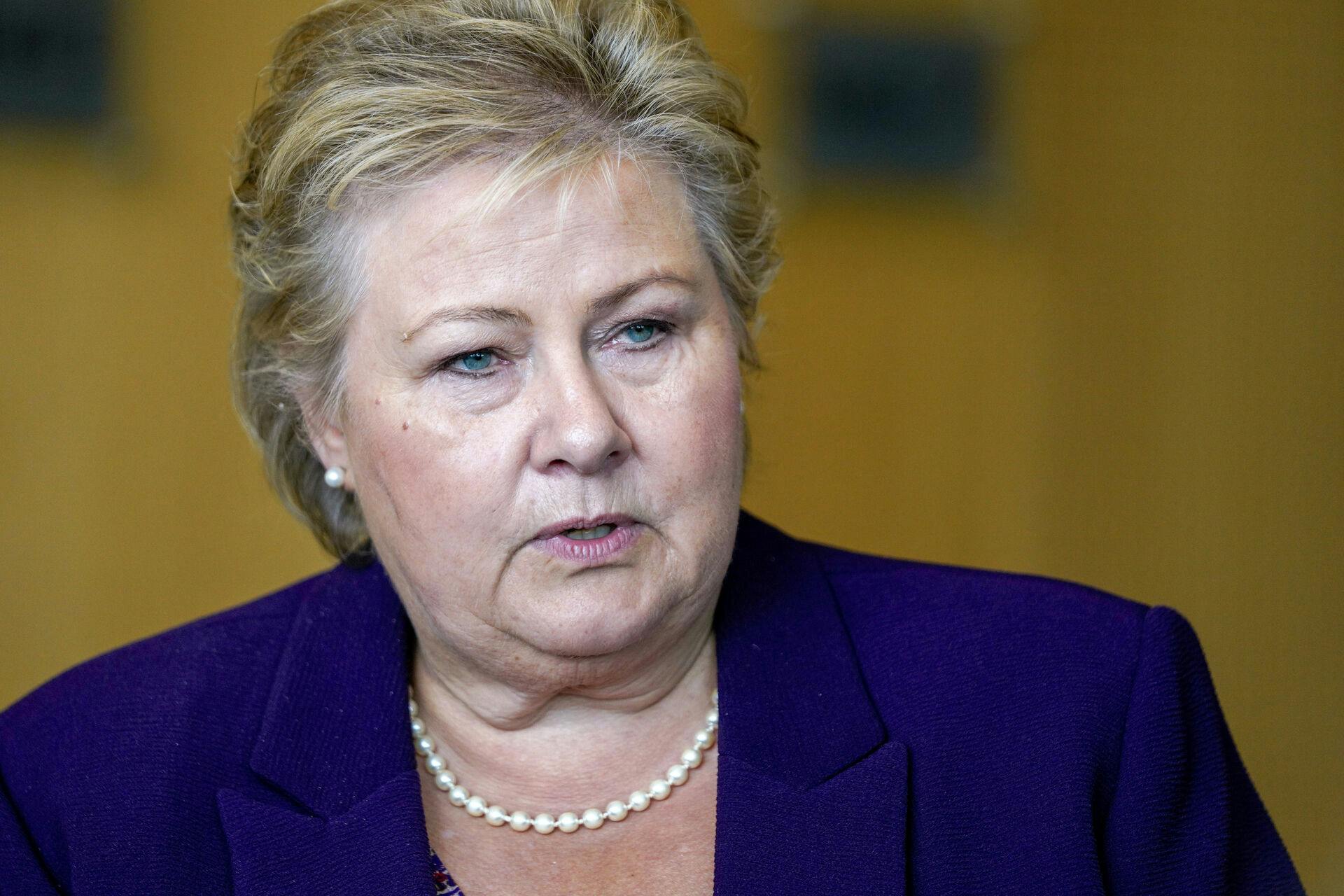 Erna Solberg trækker sig som partileder.