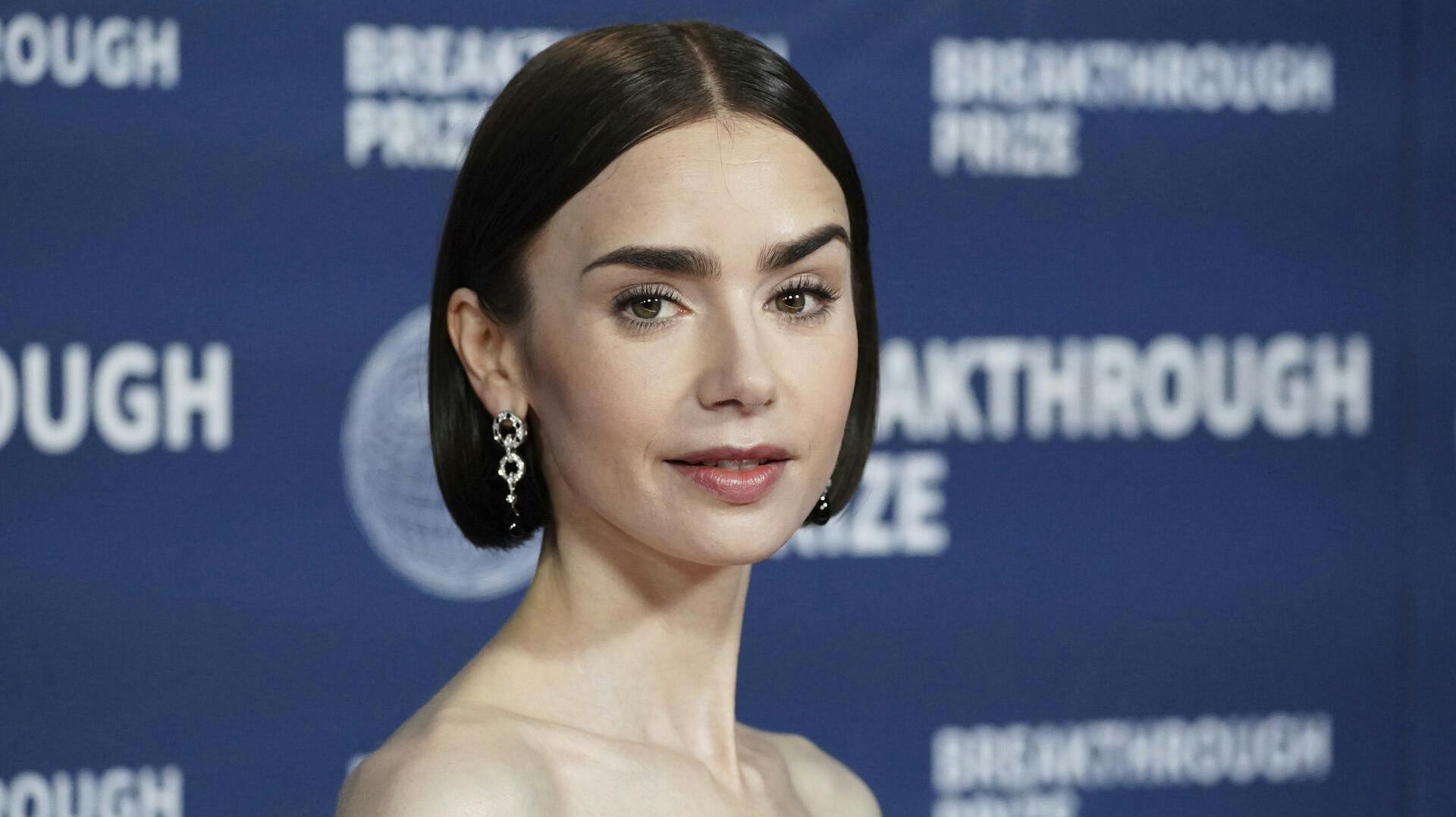 Lily Collins.