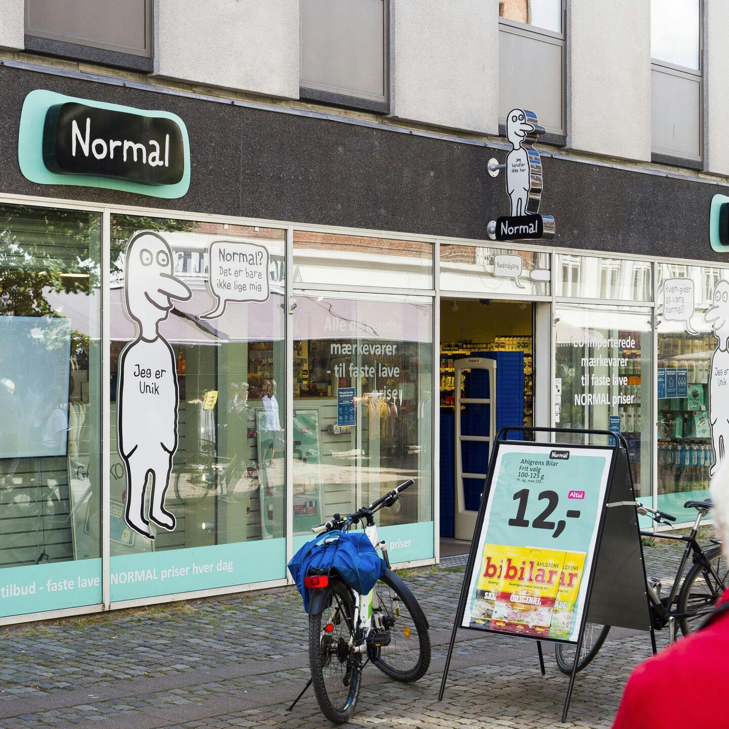 Normal er en af de mest succesfulde butikskæder i Danmark. Men nu er kæden kommet i problemer efter afsløringer af arbejdsmiljøet på varelageret.