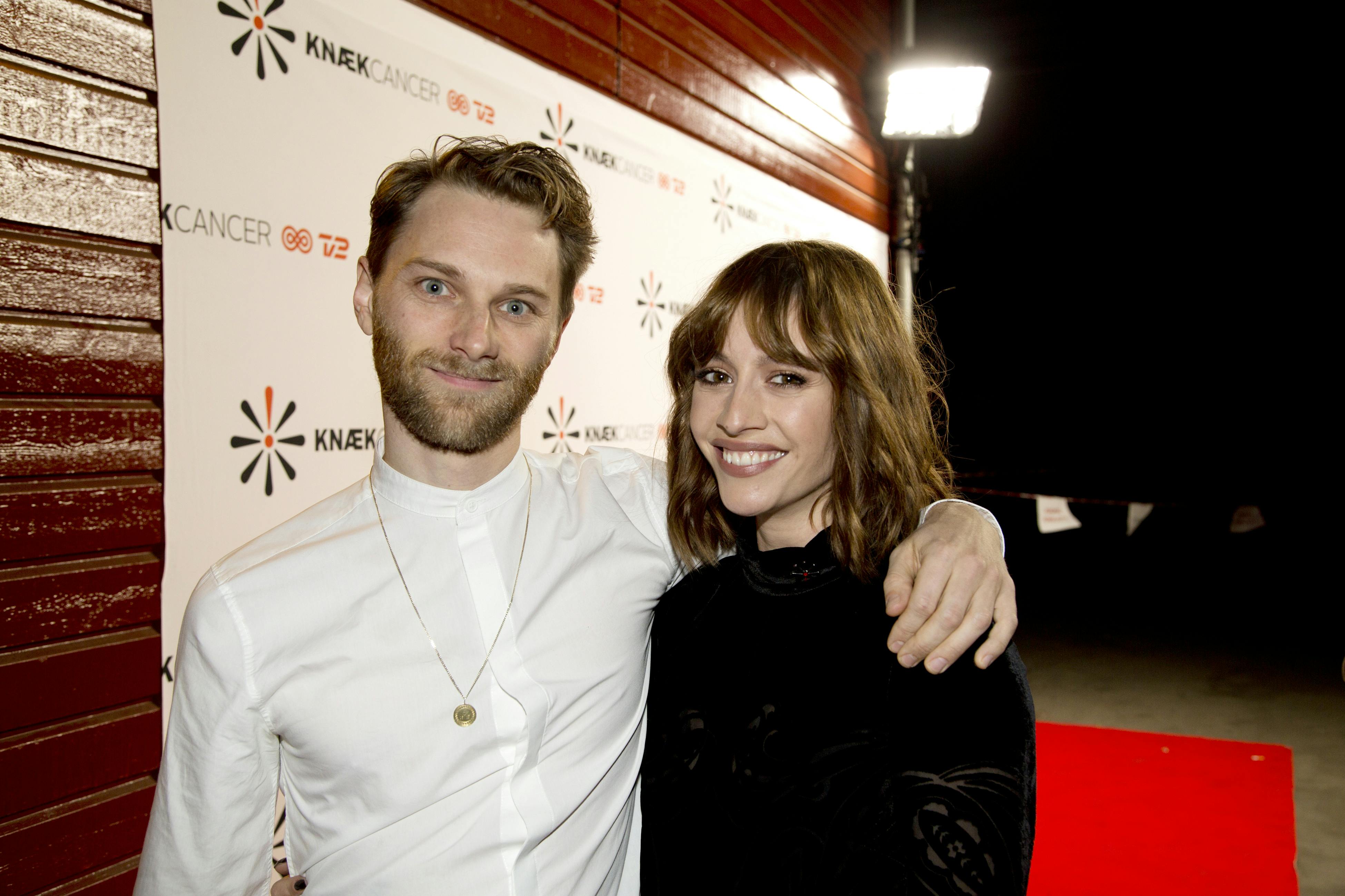 TV2's store indsamlingsshow 'Knæk Cancer 2015'. Cecilie Lassen og kæreste, Silas Bjerregaard.