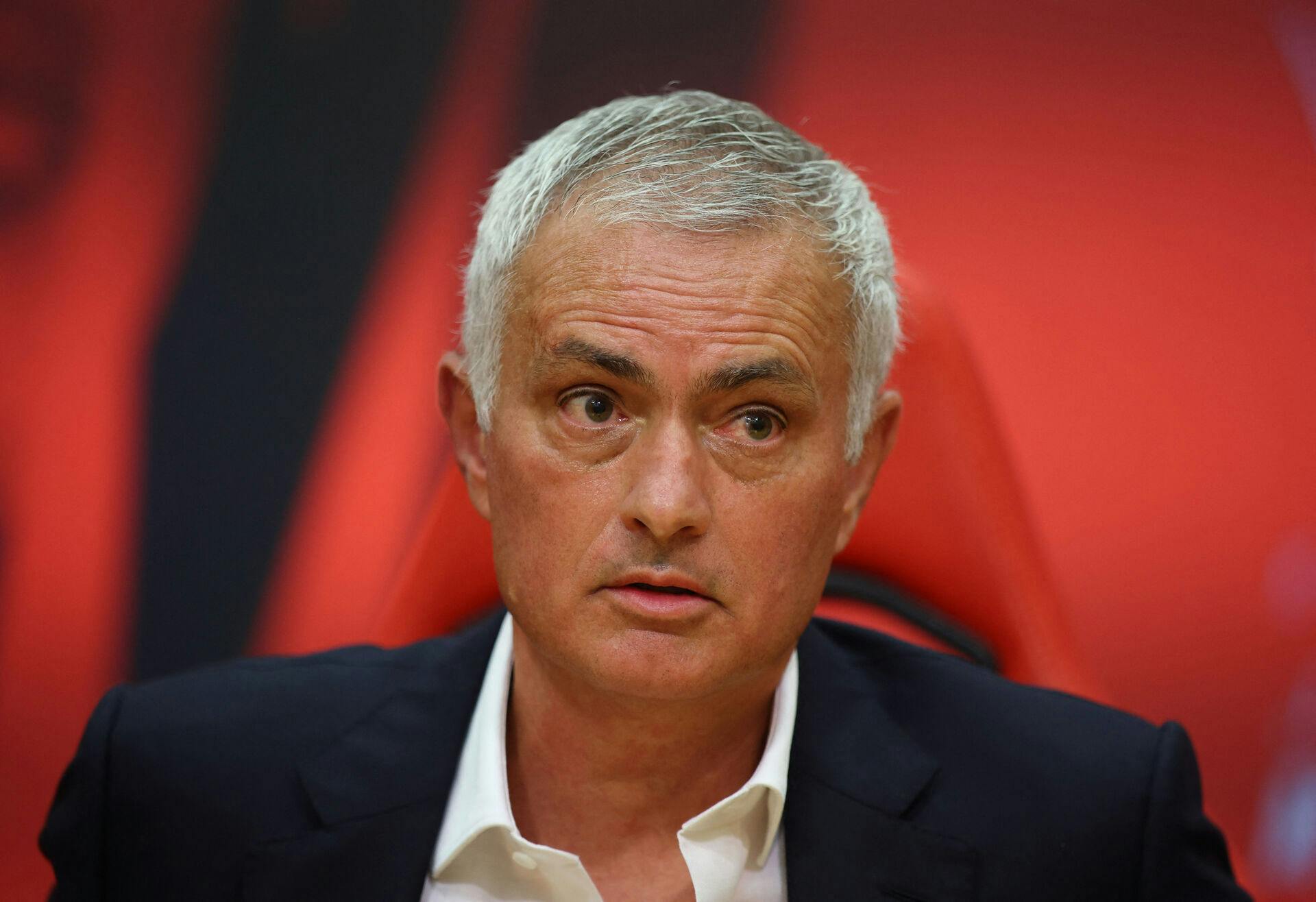 Jose Mourinho er blevet udpeget som ny cheftræner i den portugisiske storklub Benfica.