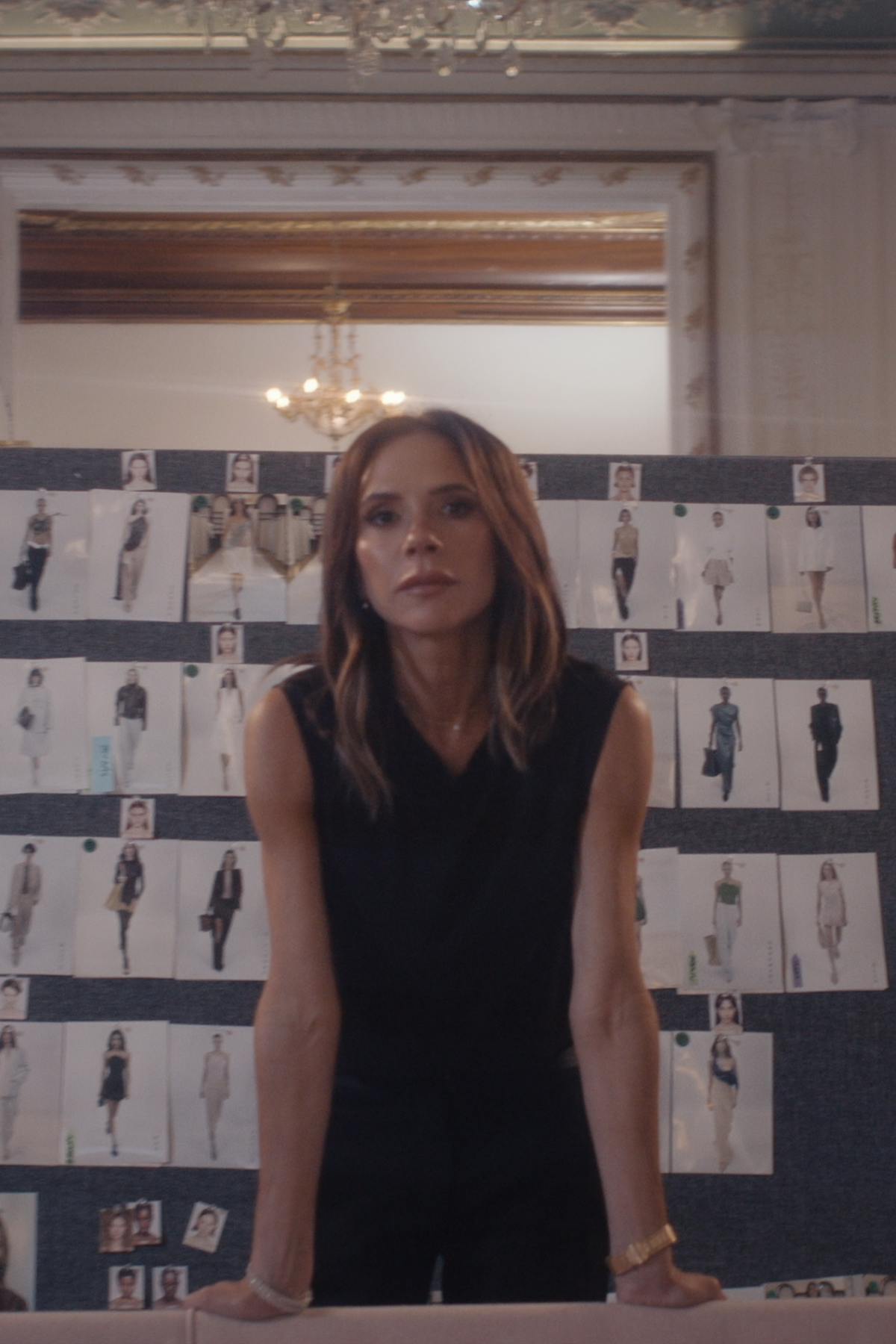 https://imgix.seoghoer.dk/2025-09-18/Victoria_Beckham_n_S1_E1_00Victoria_Beckham_n_S1_E2_00_08_19_23_0.png