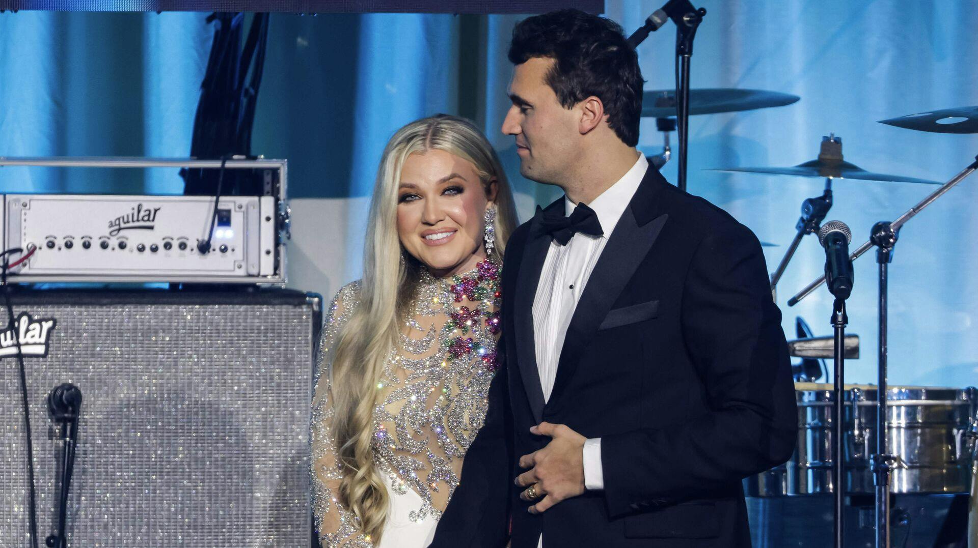 Erika Kirk overtager posten som administrerende direktør for Turning Point USA kort efter drabet på hendes mand, Charlie Kirk, der blev skudt under et universitetsarrangement i Utah.