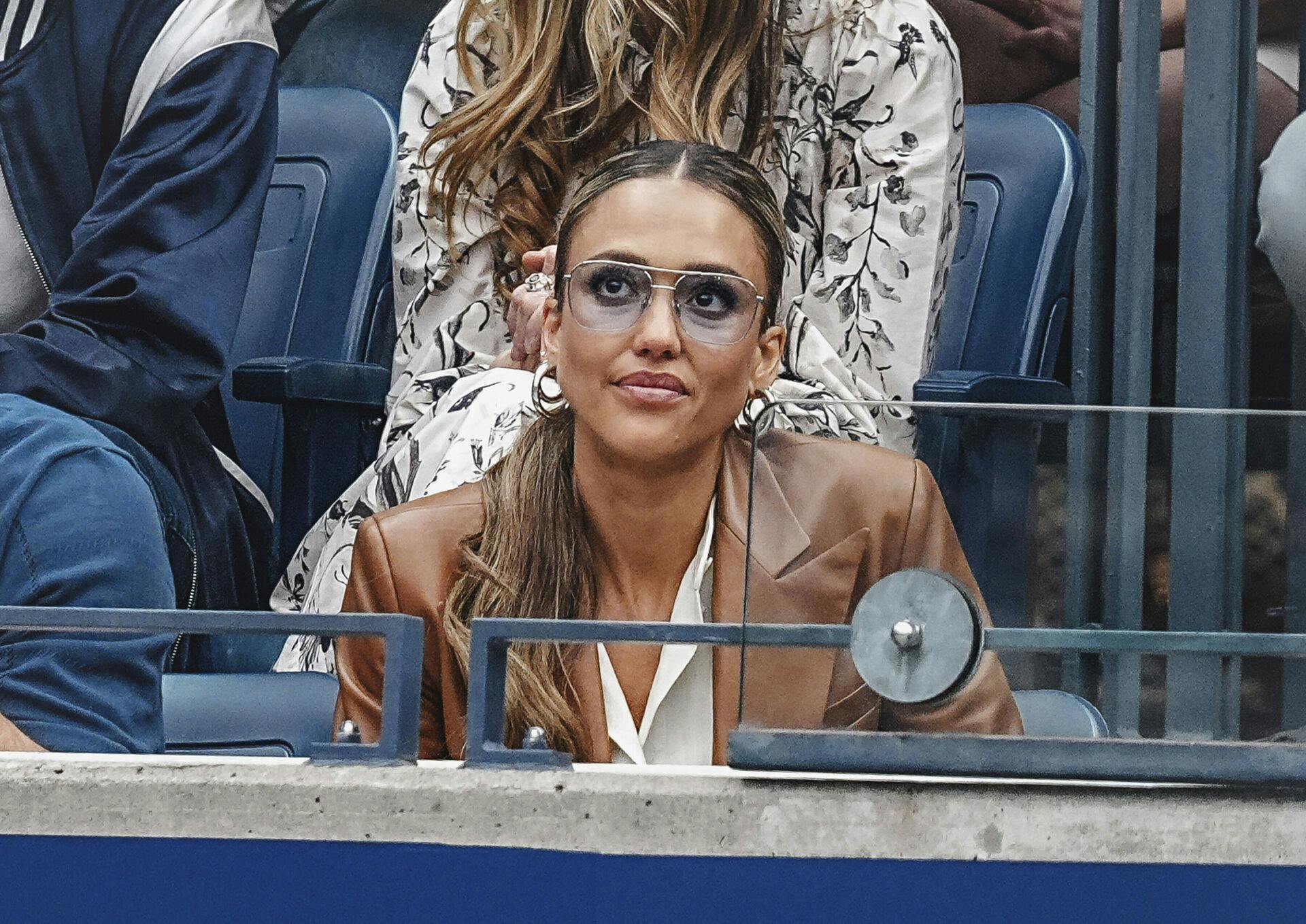 Jessica Alba til finalen i herrernes single ved US Open, hvor hun også havde sin nye flamme med.