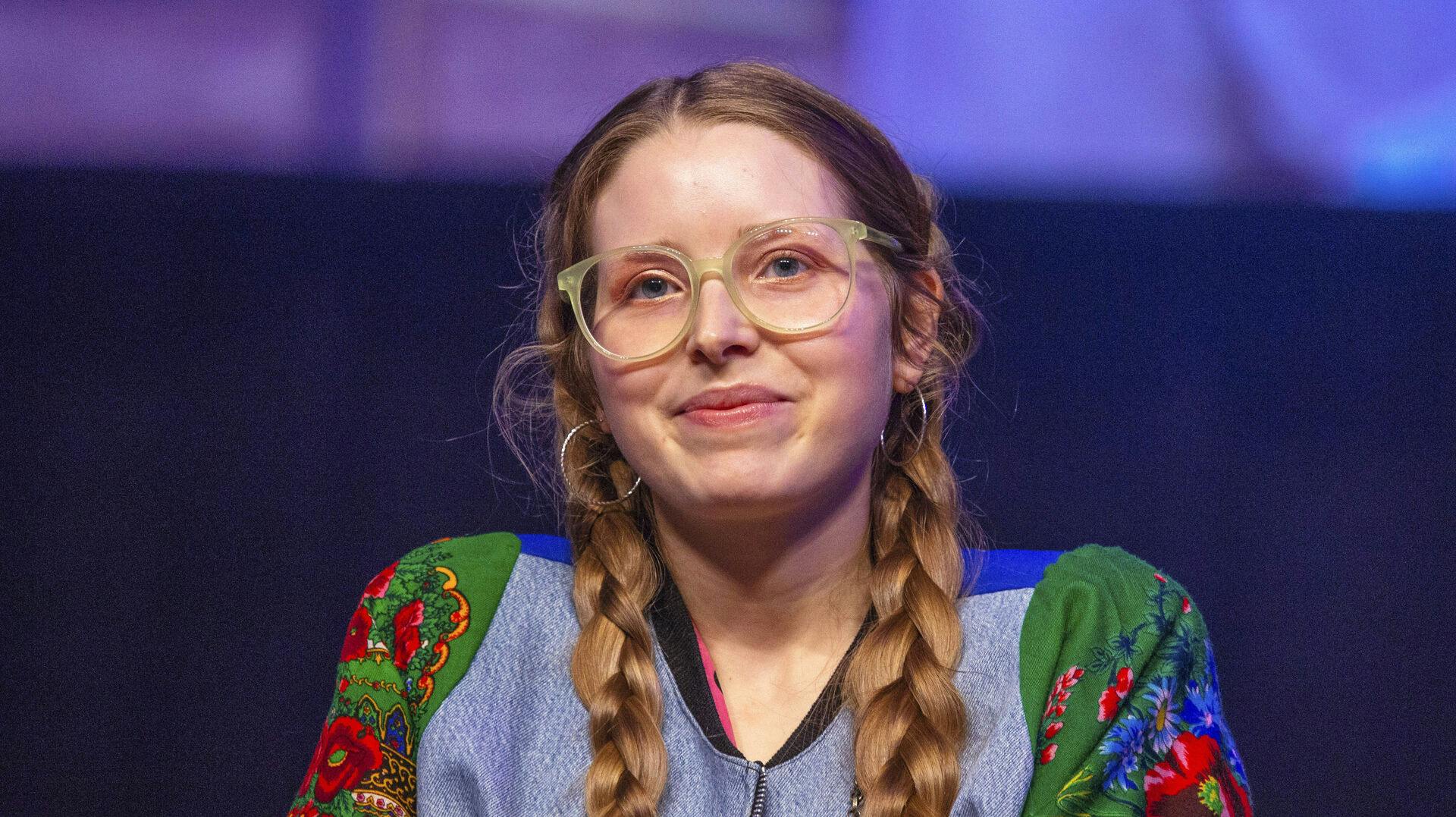 Jessie Cave at the RingCon 2015 at Maritim Hotel. Bonn, Germany 06.11.2015/picture alliance Photo by: Christoph Hardt/Geisler-Fotopres/picture-alliance/dpa/AP Images