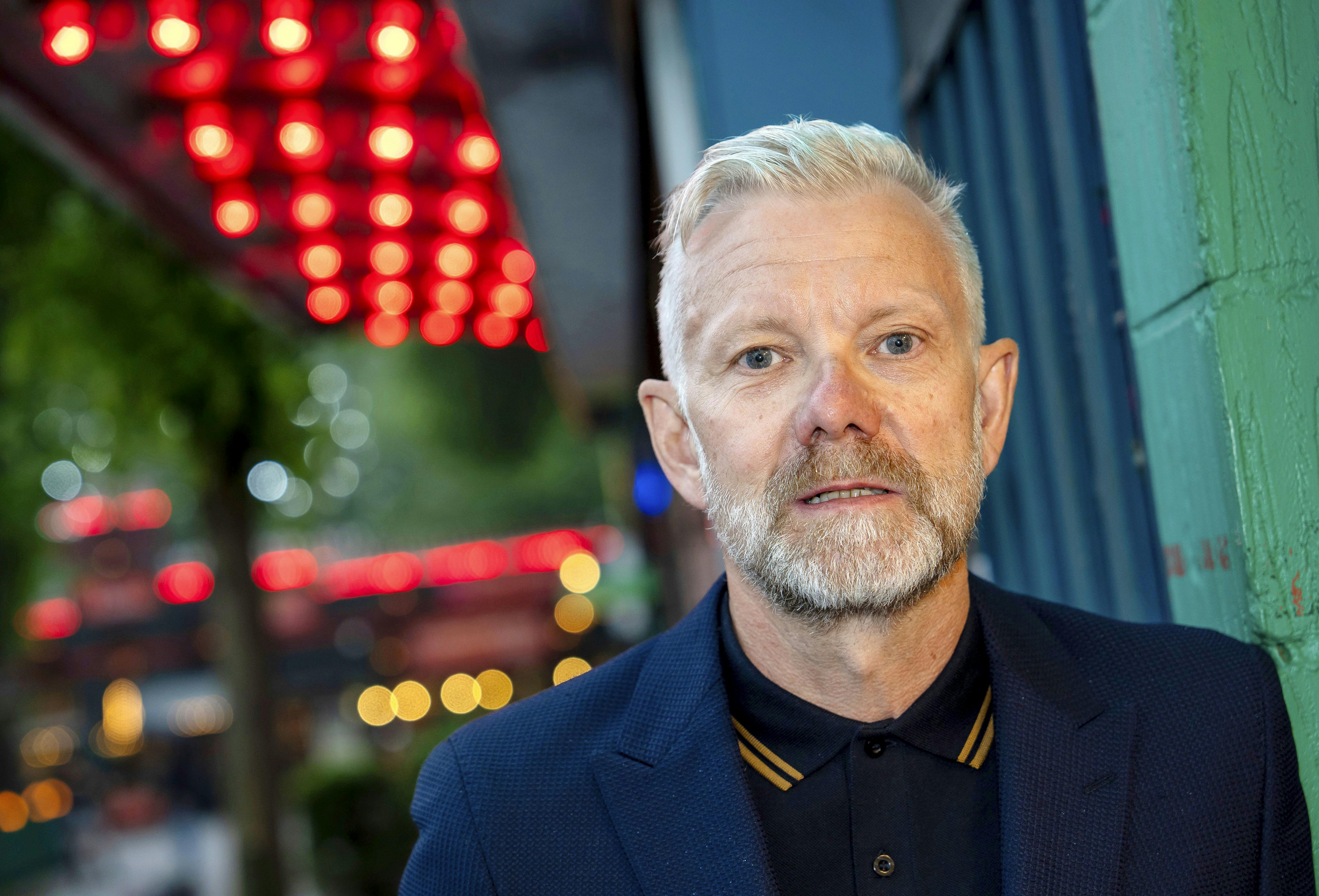 Casper Christensen har et soft spot for Lene Beier og hendes mand. 