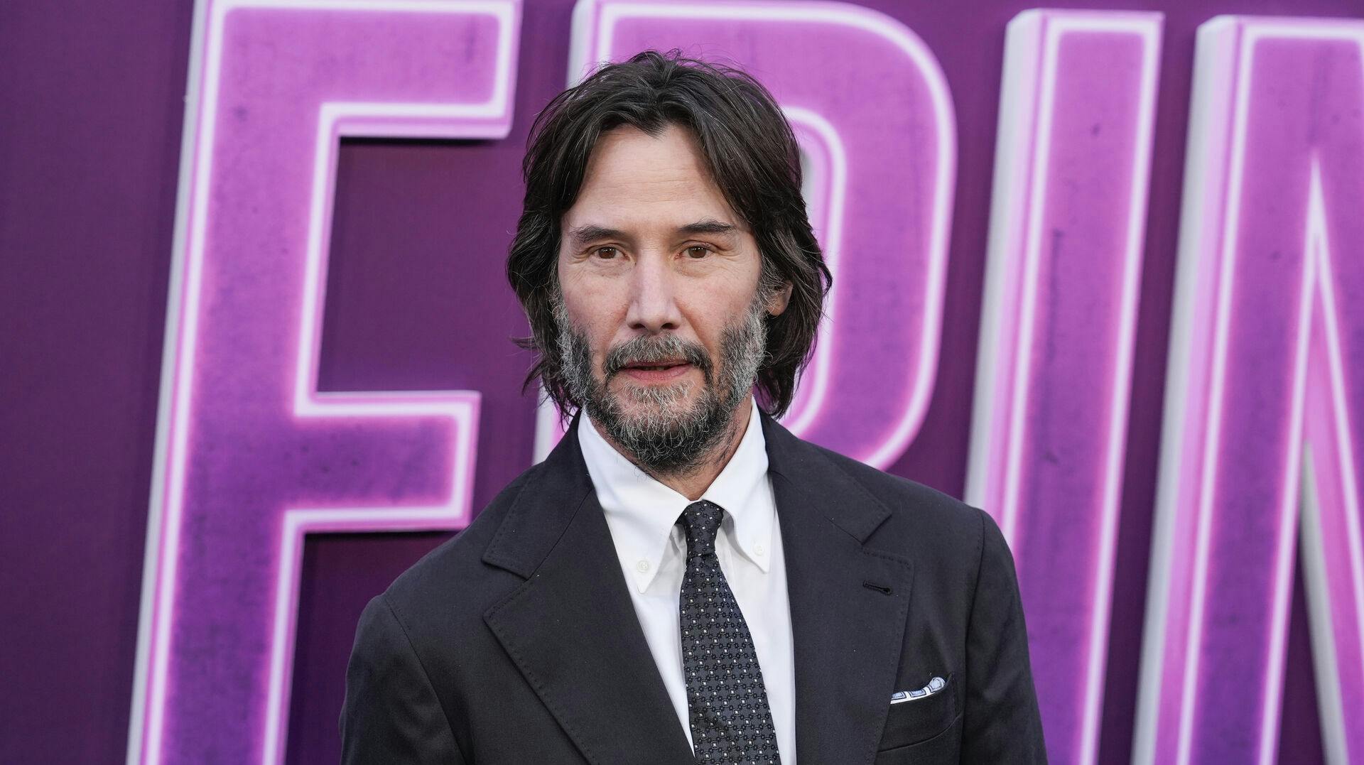 Keanu Reeves slår fast, at han ikke er blevet gift.