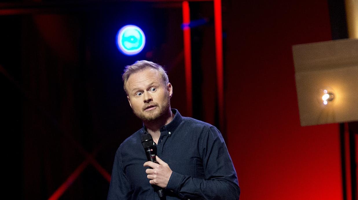 Jonatan Spang afviser beskyldningerne om overgreb.