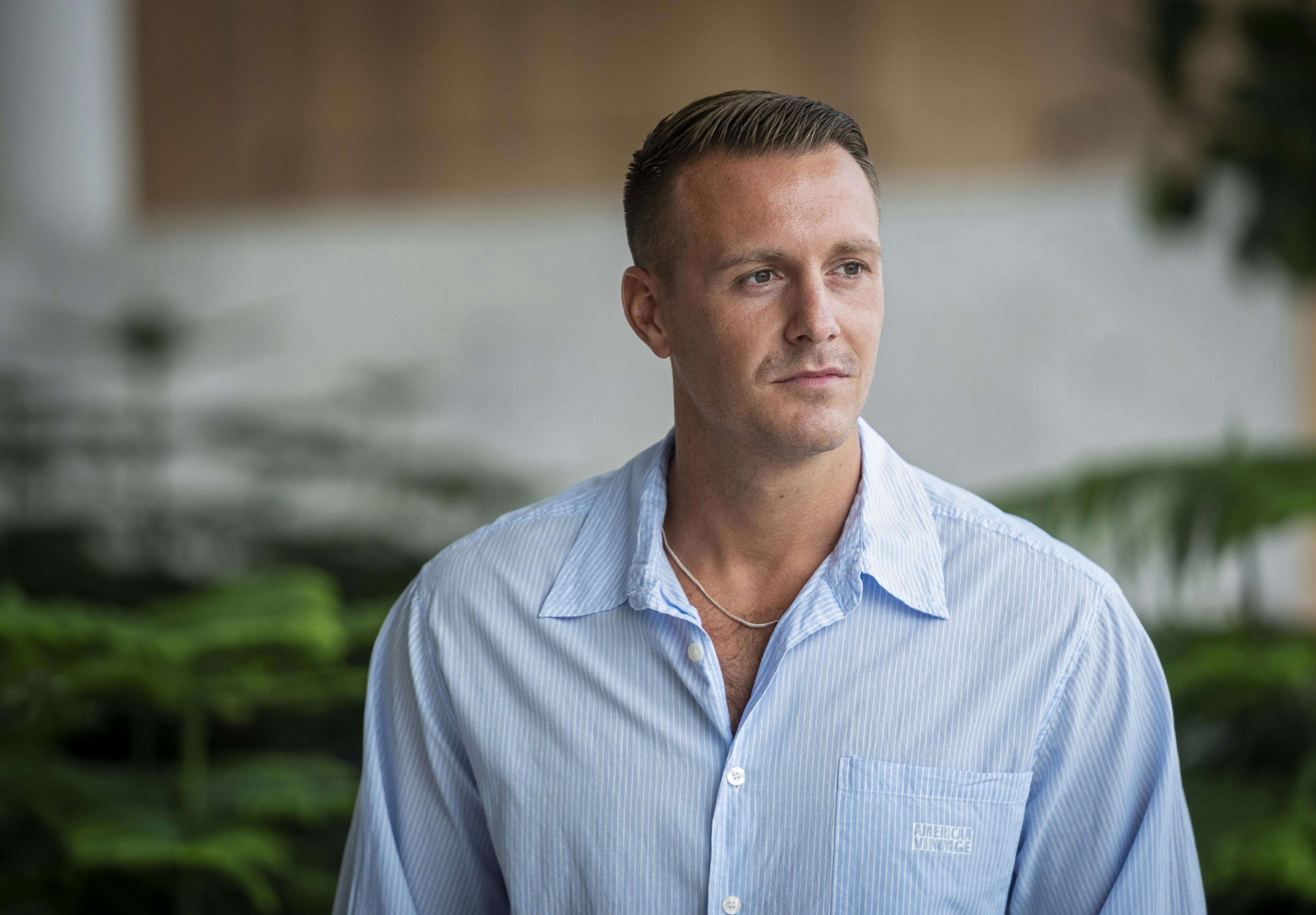 Følelserne sad ude på tøjet, da Andreas Holm vandt sin første duel.