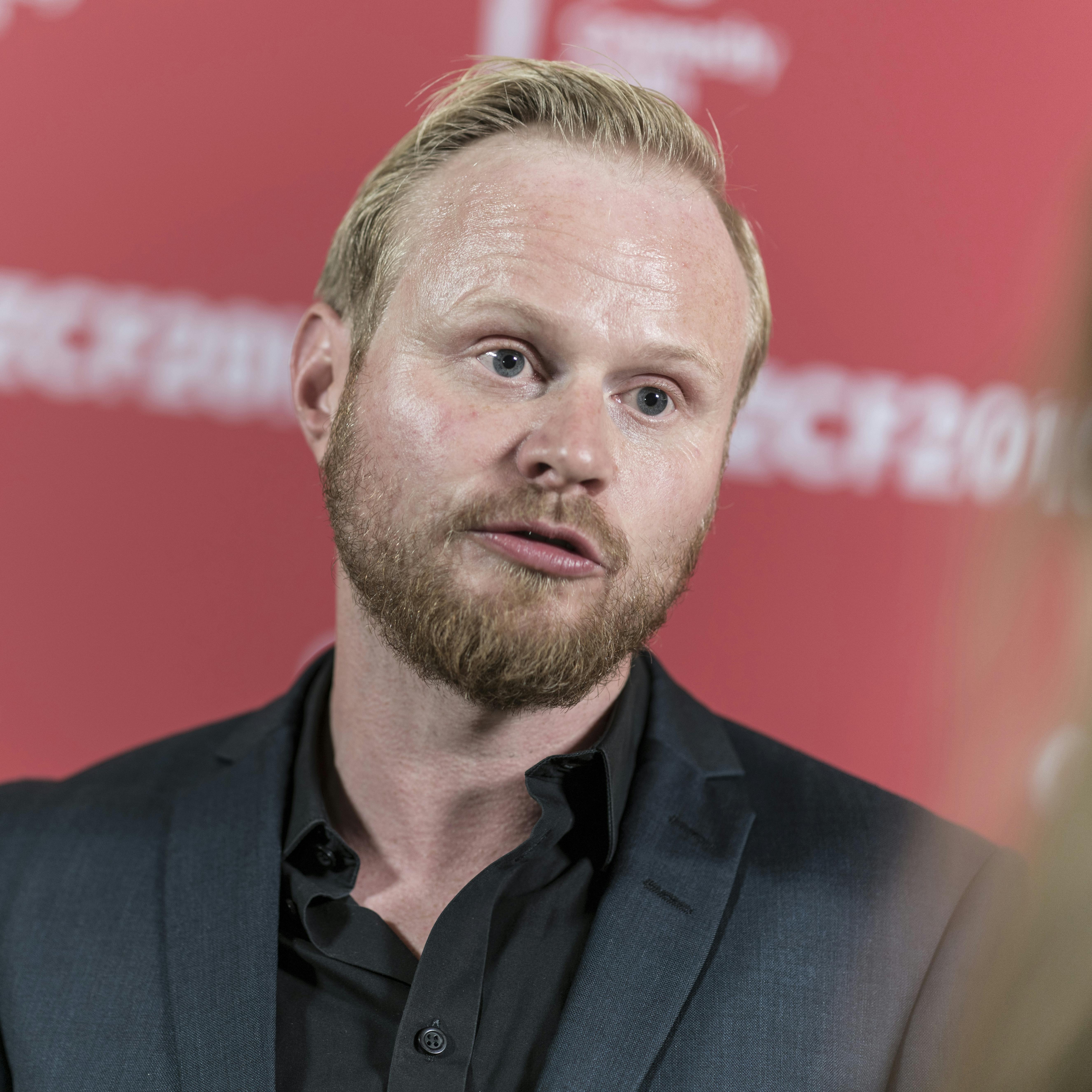 Den tidligere ”Tæt på sandheden”-vært erkender nu, at han har brug for professionel hjælp, efter han er blevet beskyldt for overgreb begået mod en kvinde