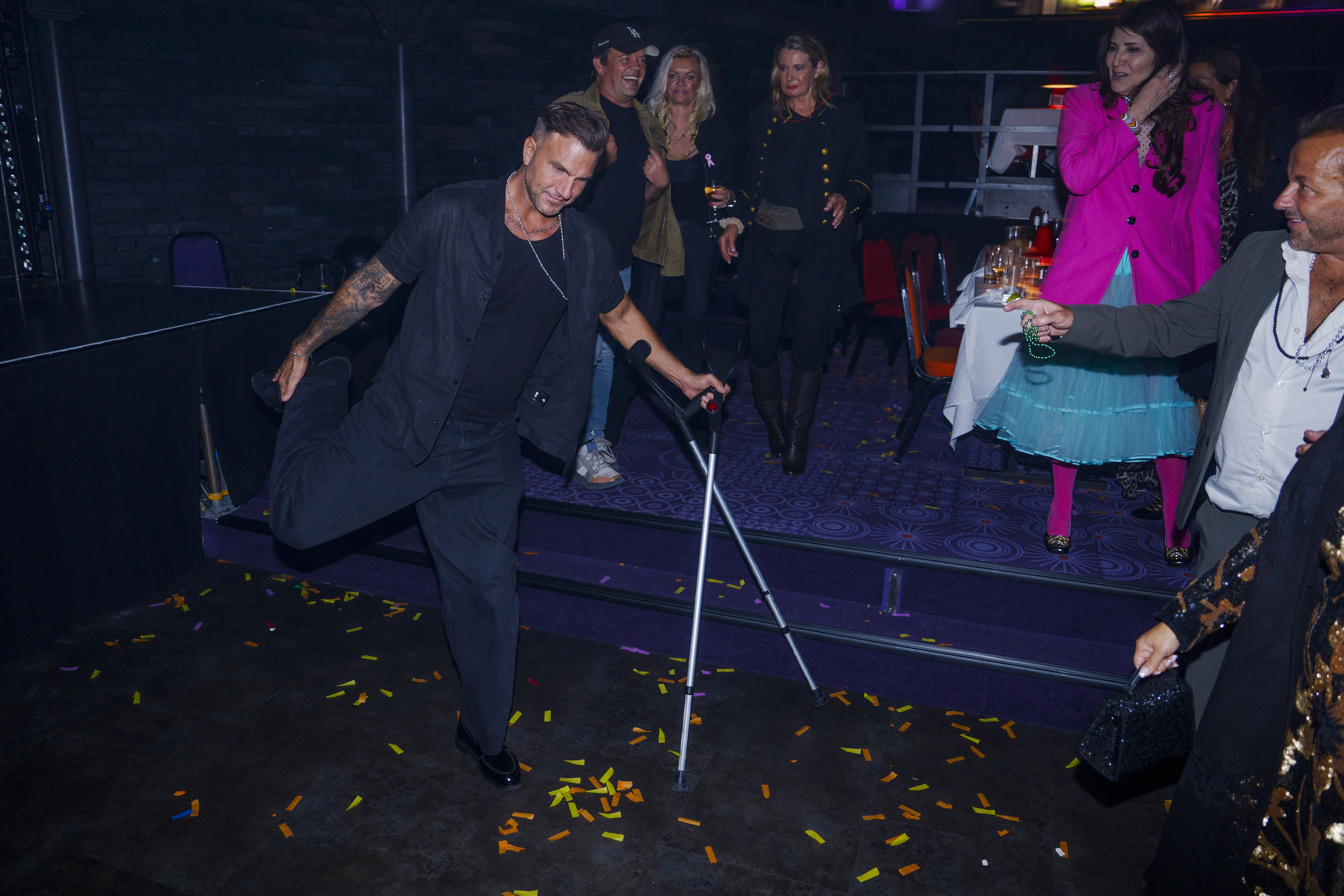 Wallmans dinnerparty, ”Konfetti"