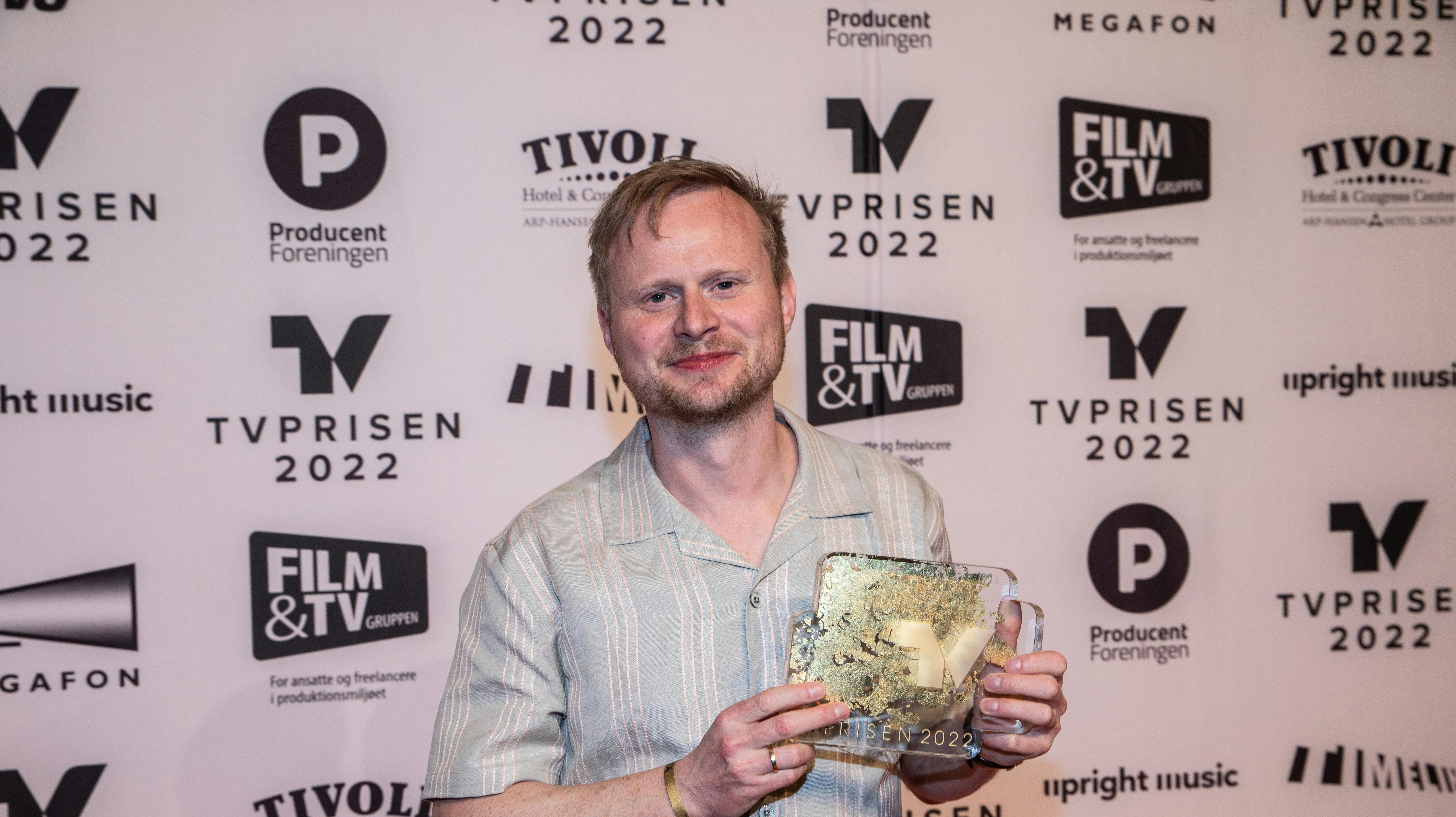 Jonatan Spangs indhold på TV 2 Play får lov til at forblive der, bekræfter TV 2.