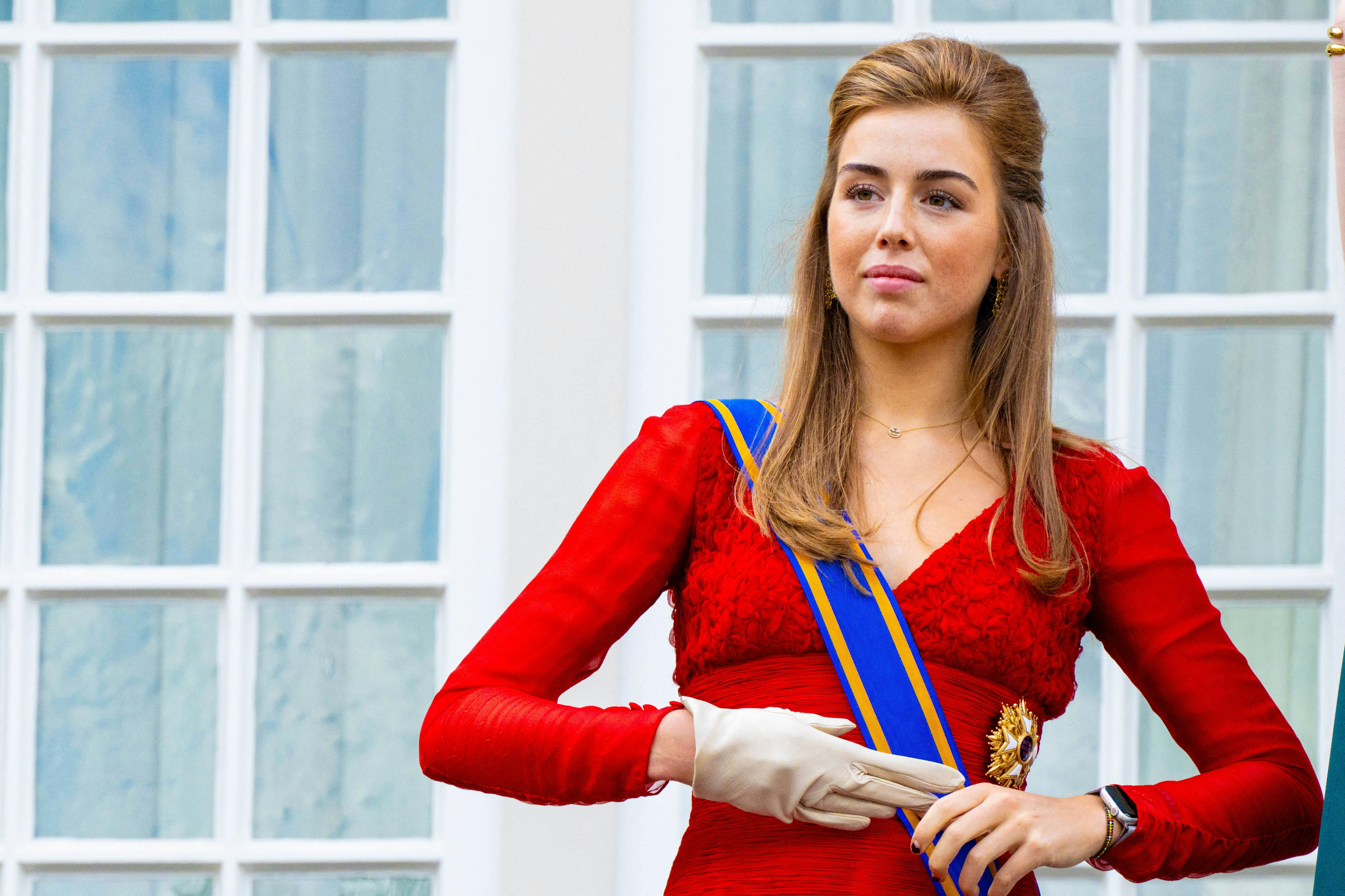 Hollandske prinsesse Alexia overrasker sit folk, som nu spekulerer i hendes forhold til rapperen.
