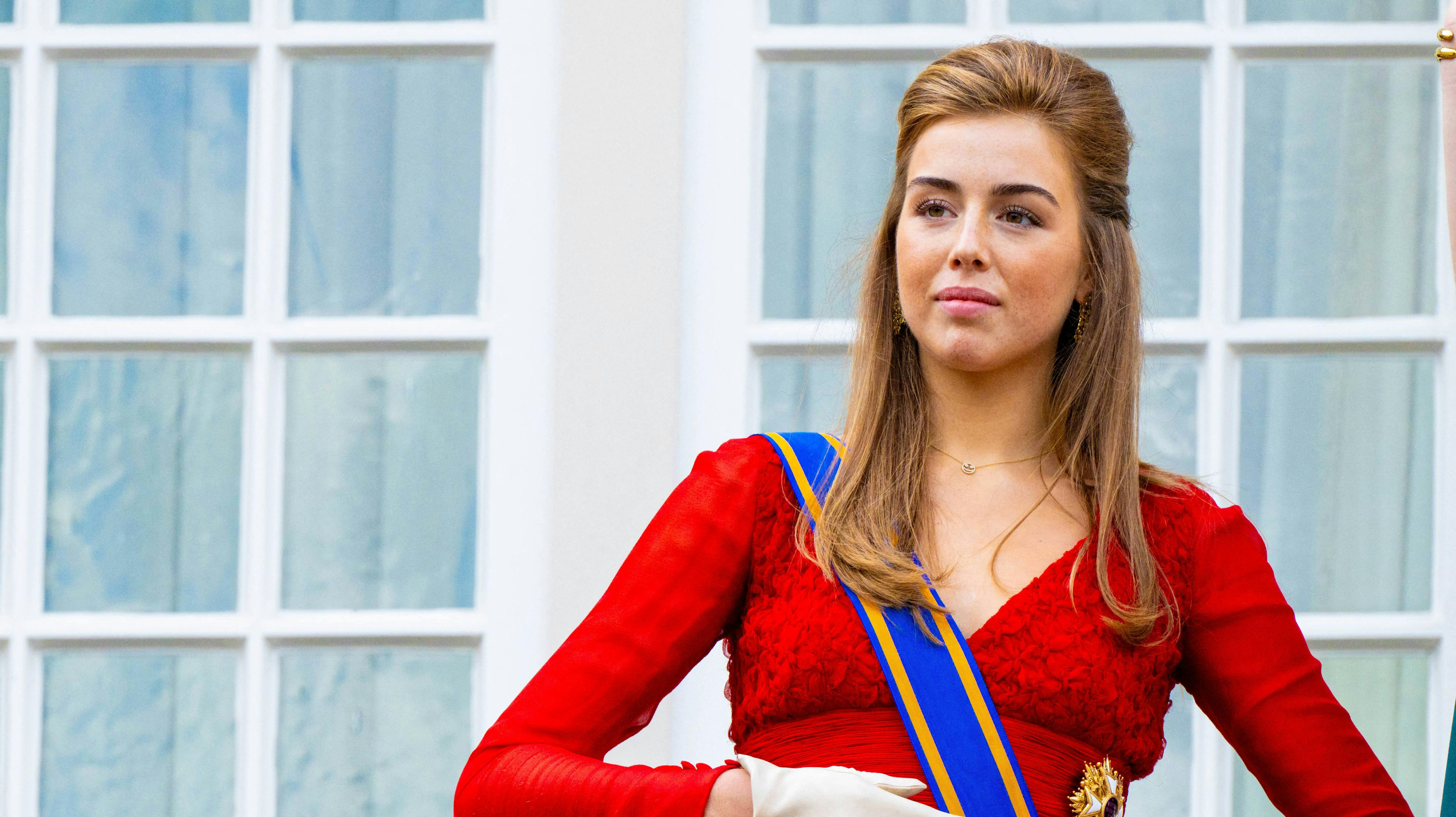 Hollandske prinsesse Alexia overrasker sit folk, som nu spekulerer i hendes forhold til rapperen.