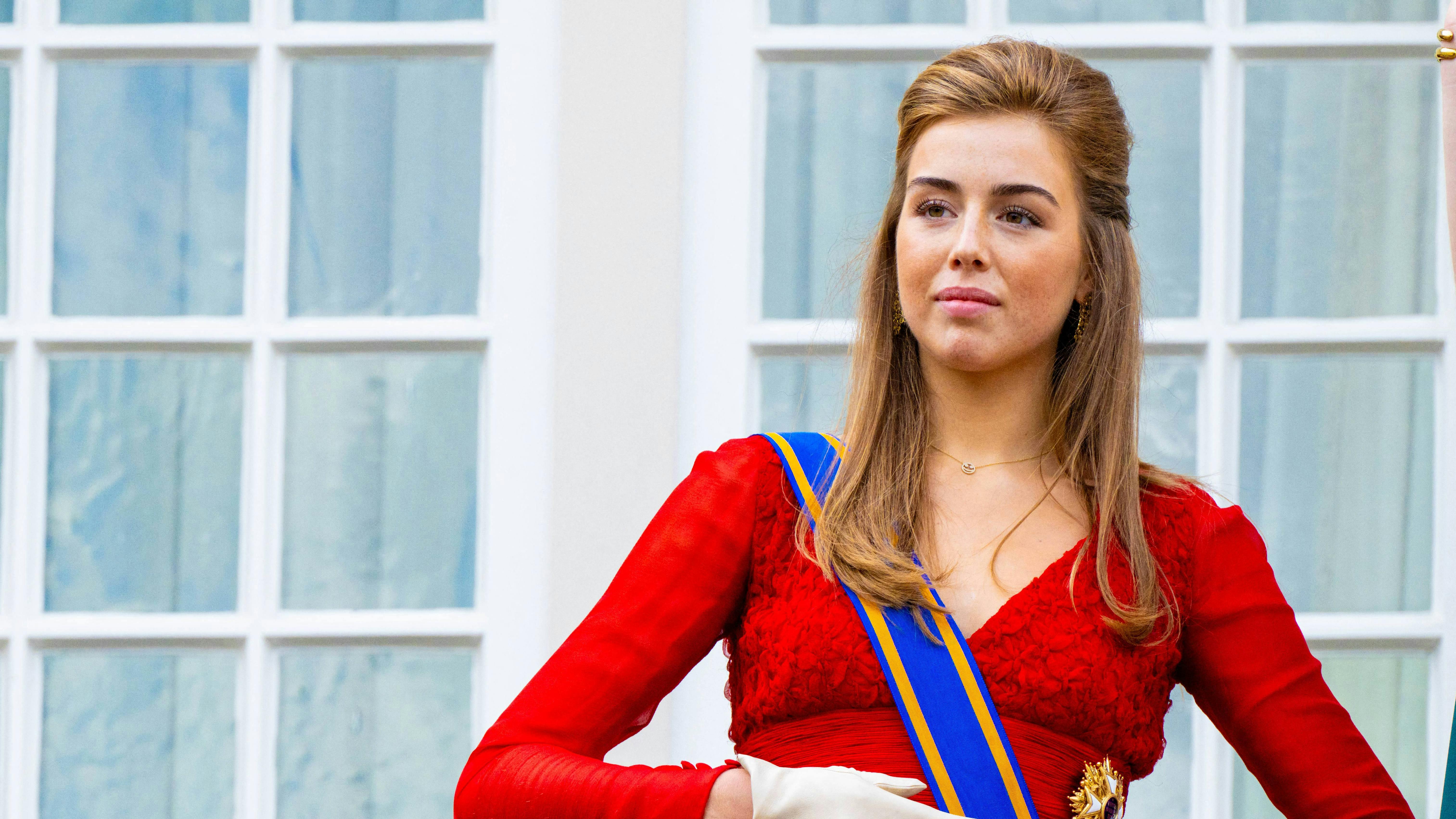 Hollandske prinsesse Alexia overrasker sit folk, som nu spekulerer i hendes forhold til rapperen.