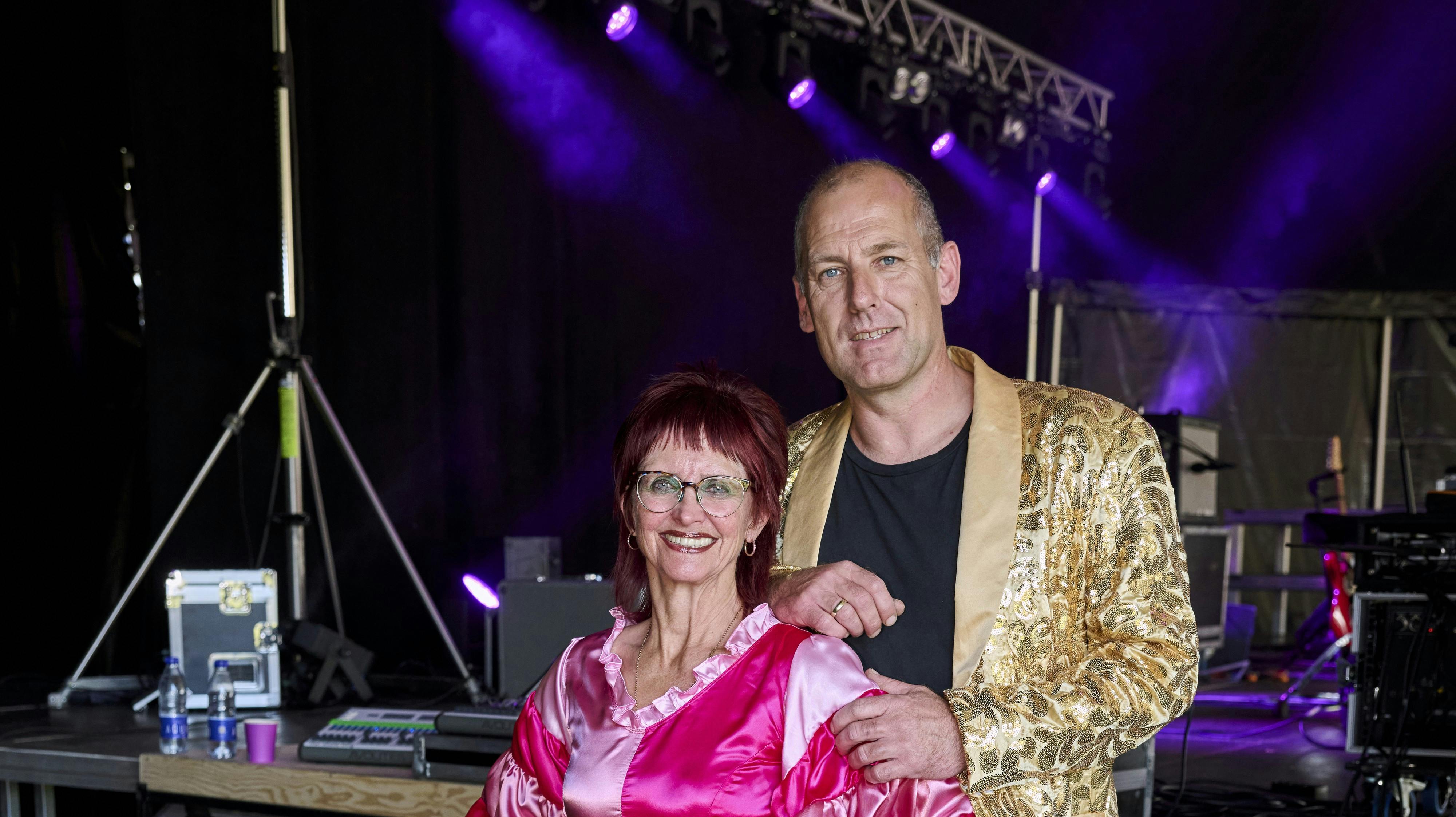For 25 år siden blev Thomas Ehrenreich, 53, en del af Sussi og Leos musikertrup. Det har udviklet sig til et fantastisk makkerskab og venskab.