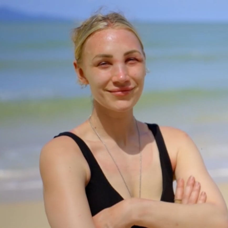 Kira Smed blev hårdt ramt af solen, så snart hun ramte det malaysiske sand i "Robinson Ekspeditionen".