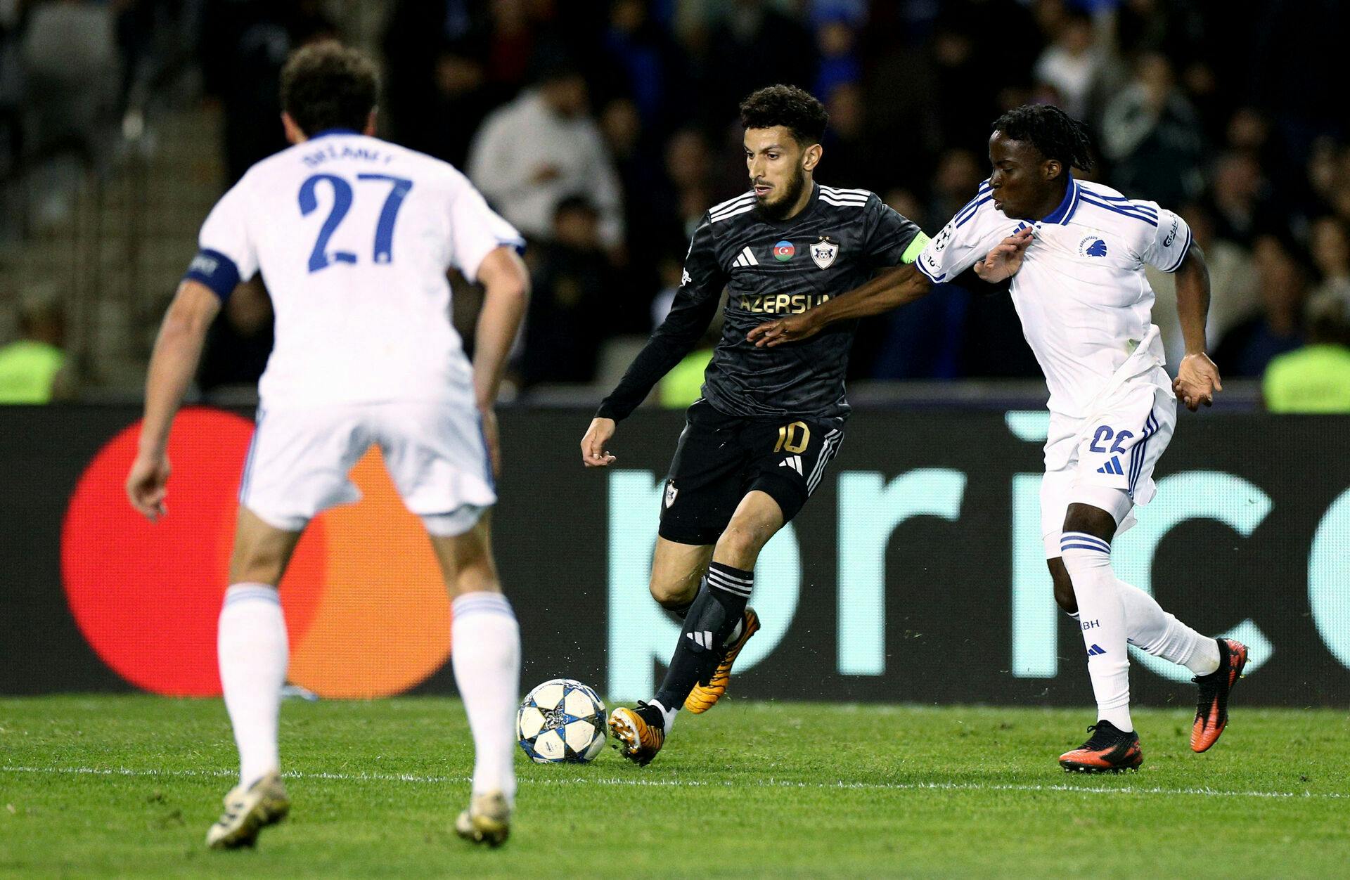 FC København rejste ud for at få mindst et point, men tog tomhændet fra Aserbajdsjan efter et nederlag på 0-2 mod Qarabag.