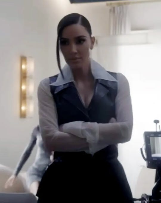 I traileren hører man Kim Kardashian sige, at hun er "glad for, at det er overstået". 