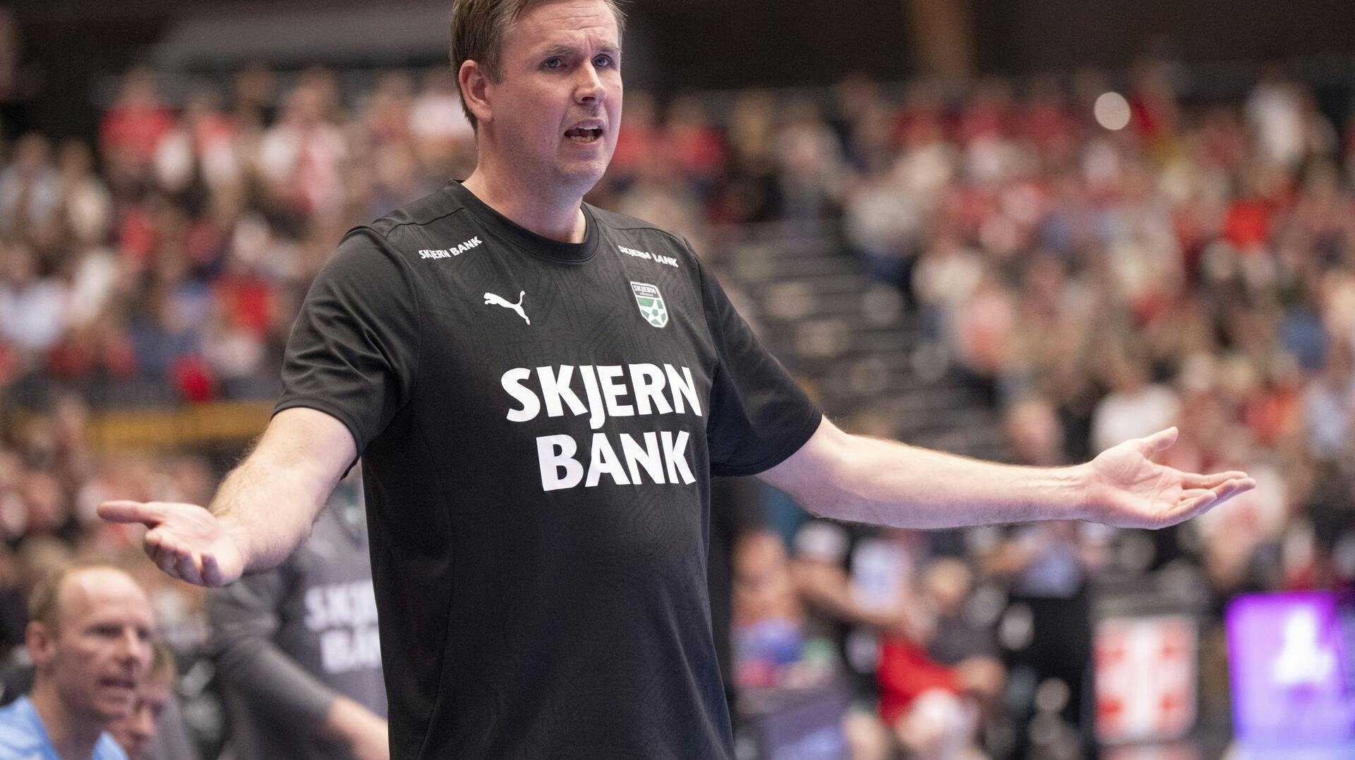 Skjern Håndbold har fået en noget kedelig start på sæsonen, og det har nu fået store konsekvenser for træner Mathias Madsen.