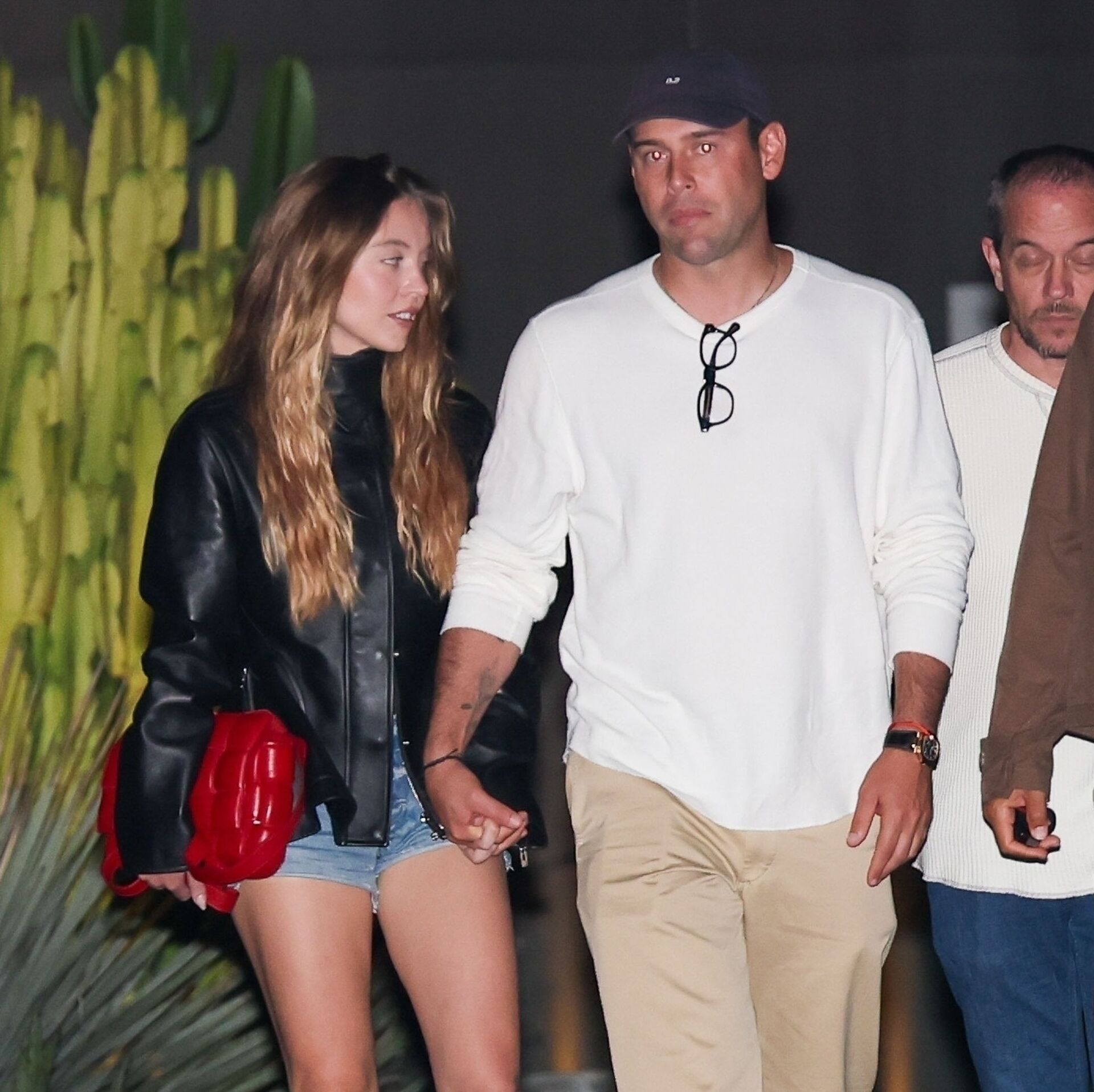 *PREMIUM-EXCLUSIVE* Los Angeles, CA New coup