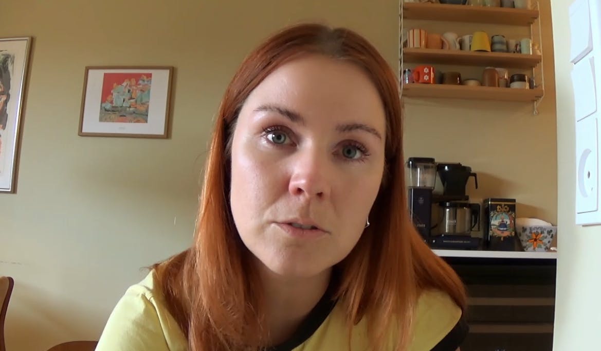 Amalie er rystet over konflikten med Otto. Heldigvis er der afgørende hjælp at hente i terapien.