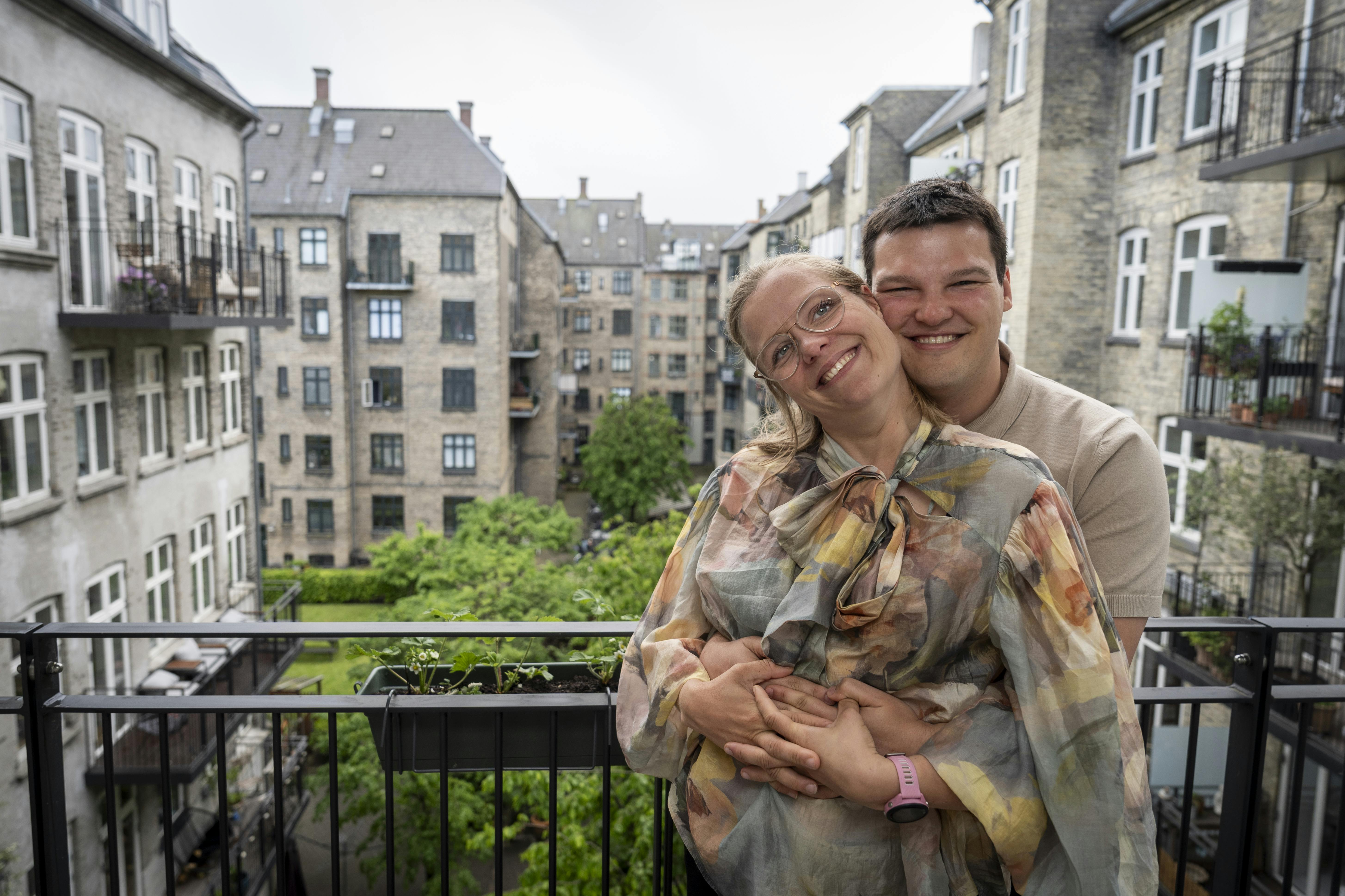 Paraatleten Emma Lund blev i weekenden gift med sin partner Anes.