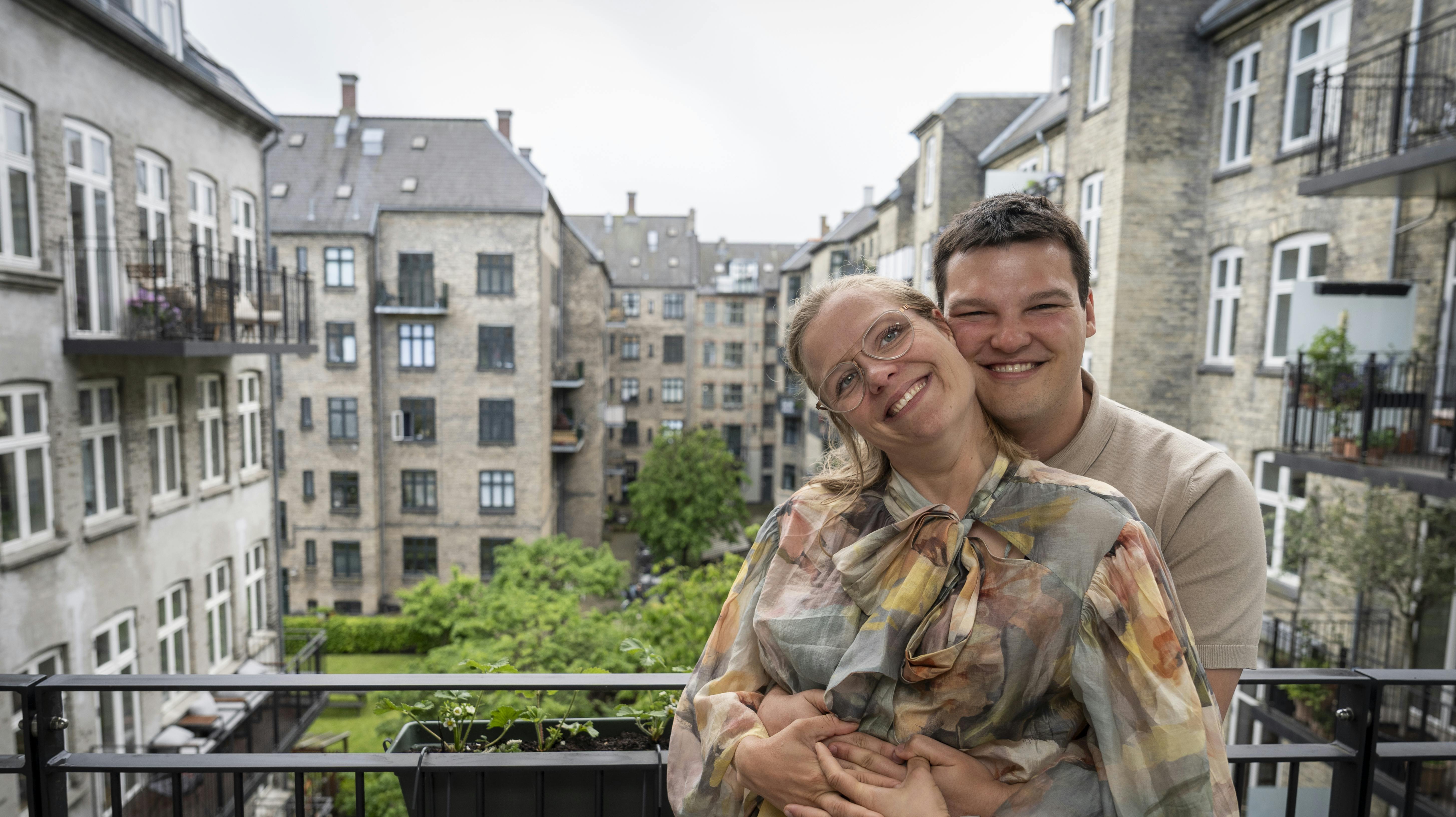 Paraatleten Emma Lund blev i weekenden gift med sin partner Anes.