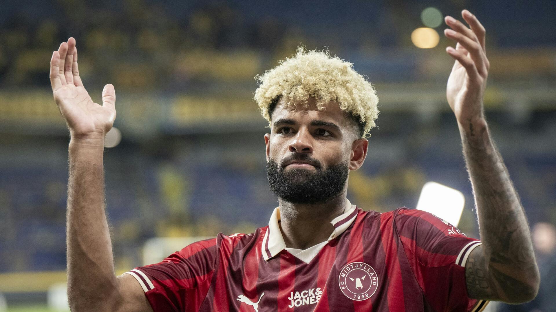 Philip Billing har indtaget en plads på FC Midtjyllands midtbane siden denne sommer.