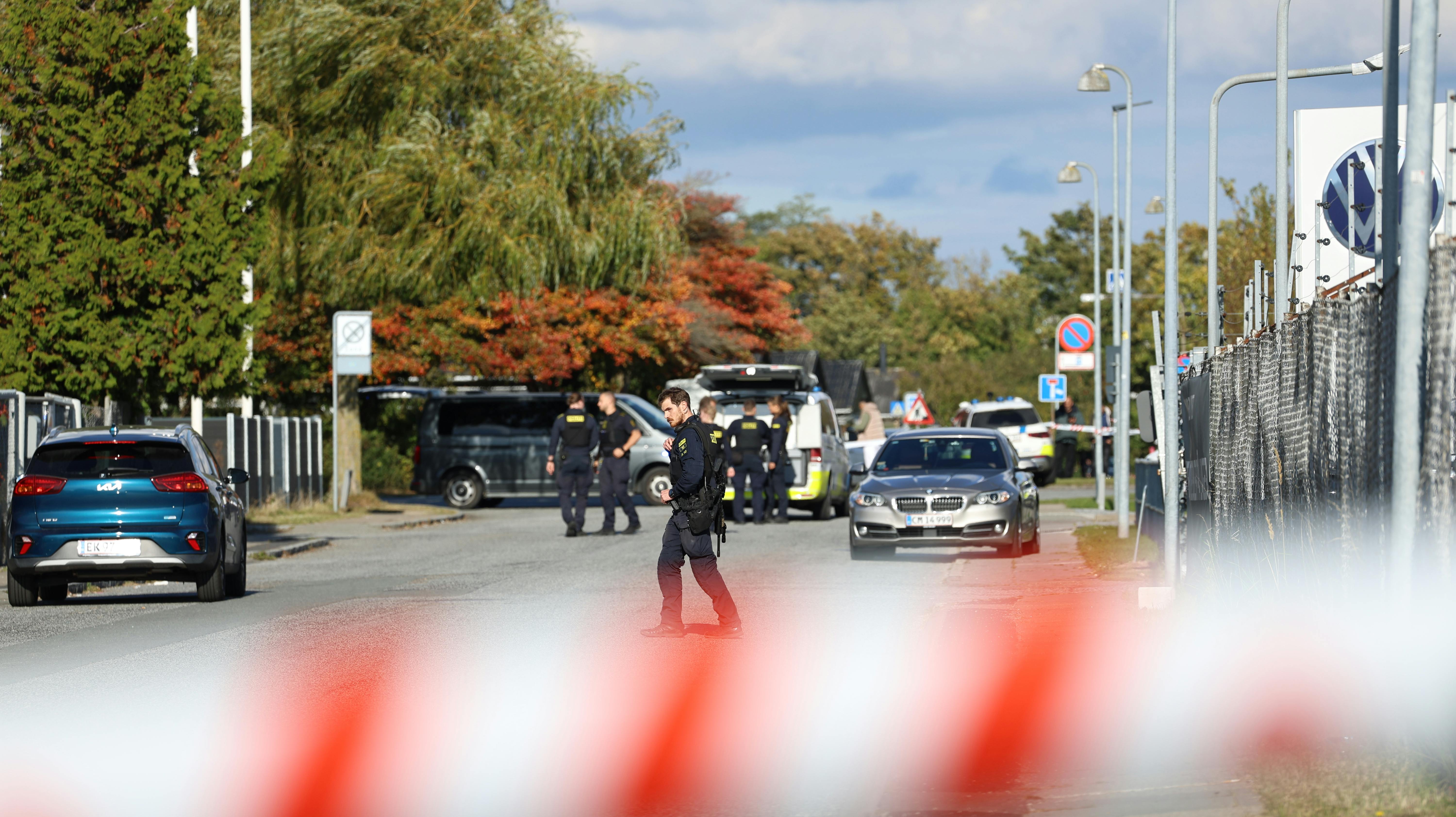 Politiet på gerningsstedet ved Industriskellet 4.