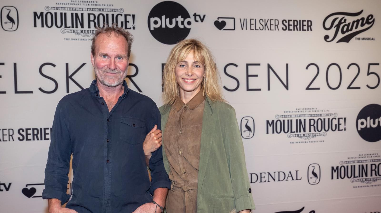 Lasse Spang Olsen er sammen med Laura Drasbæk, men parret har valgt at bo hver for sig.