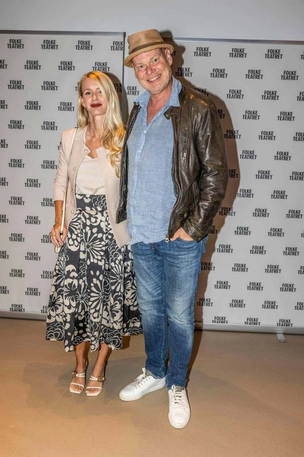 Andreas Bo sammen med hustruen Katrine Wadil.