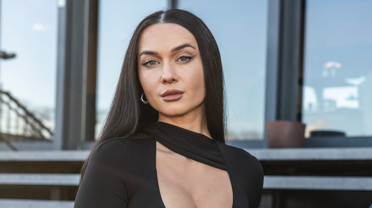 Irina Olsen stråler i frække undertøjsbilleder på Instagram.
