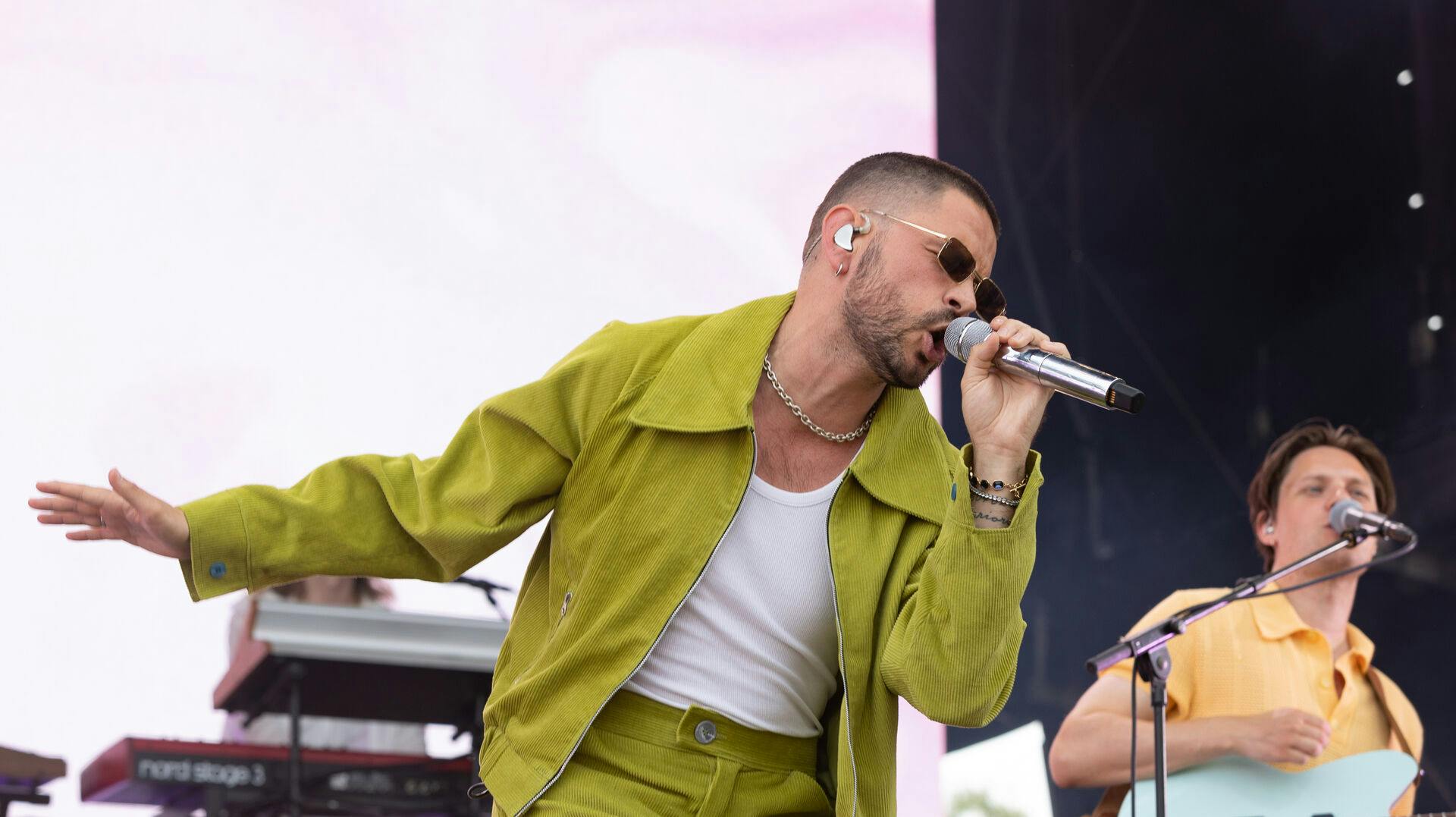 Den norske sanger Chris Holsten spiller koncert til IDYLL Festivalen i Fredrikstad, d. 16/6 2023.