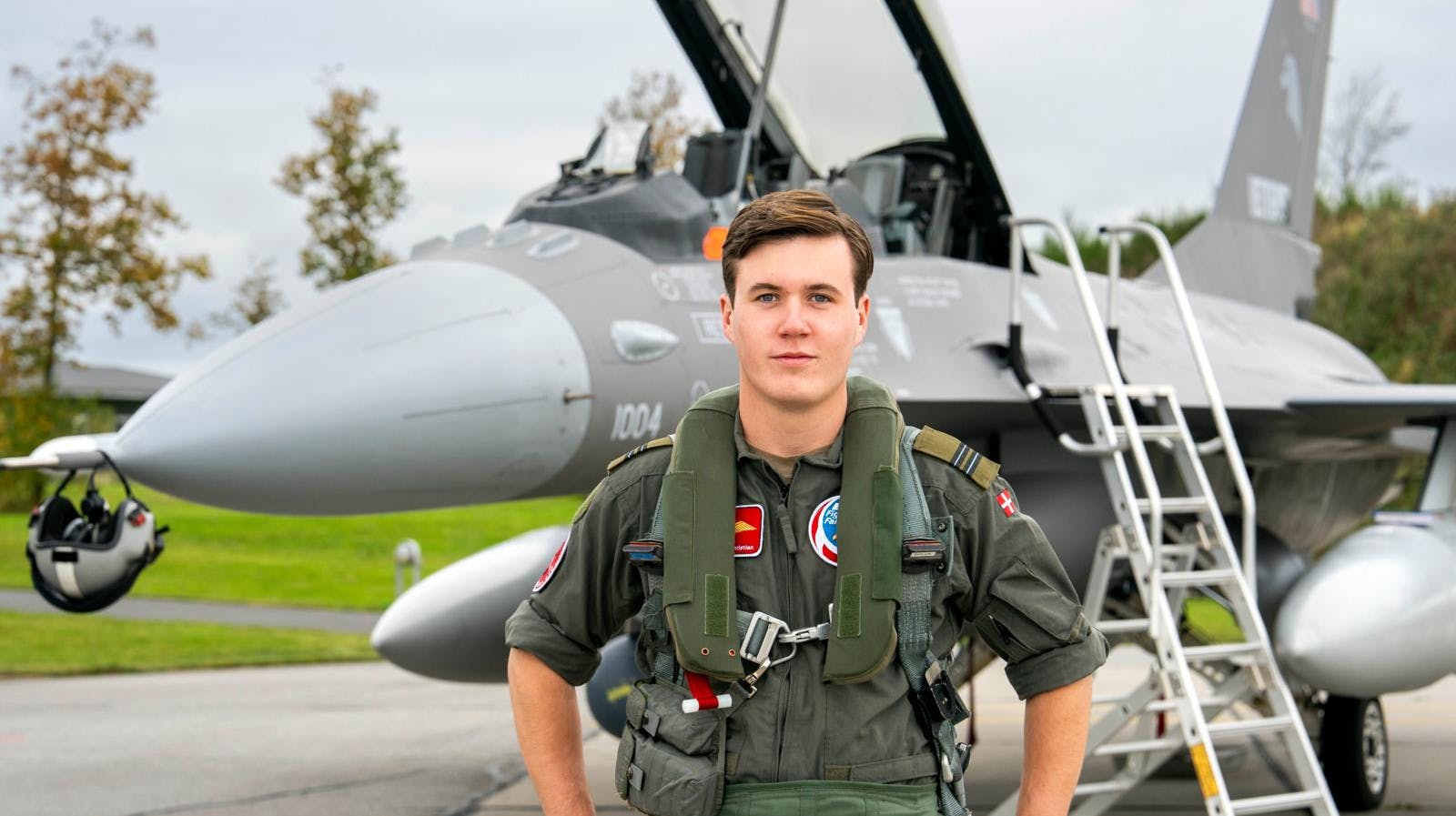 Kronprins Christian gav den gas i flyet.