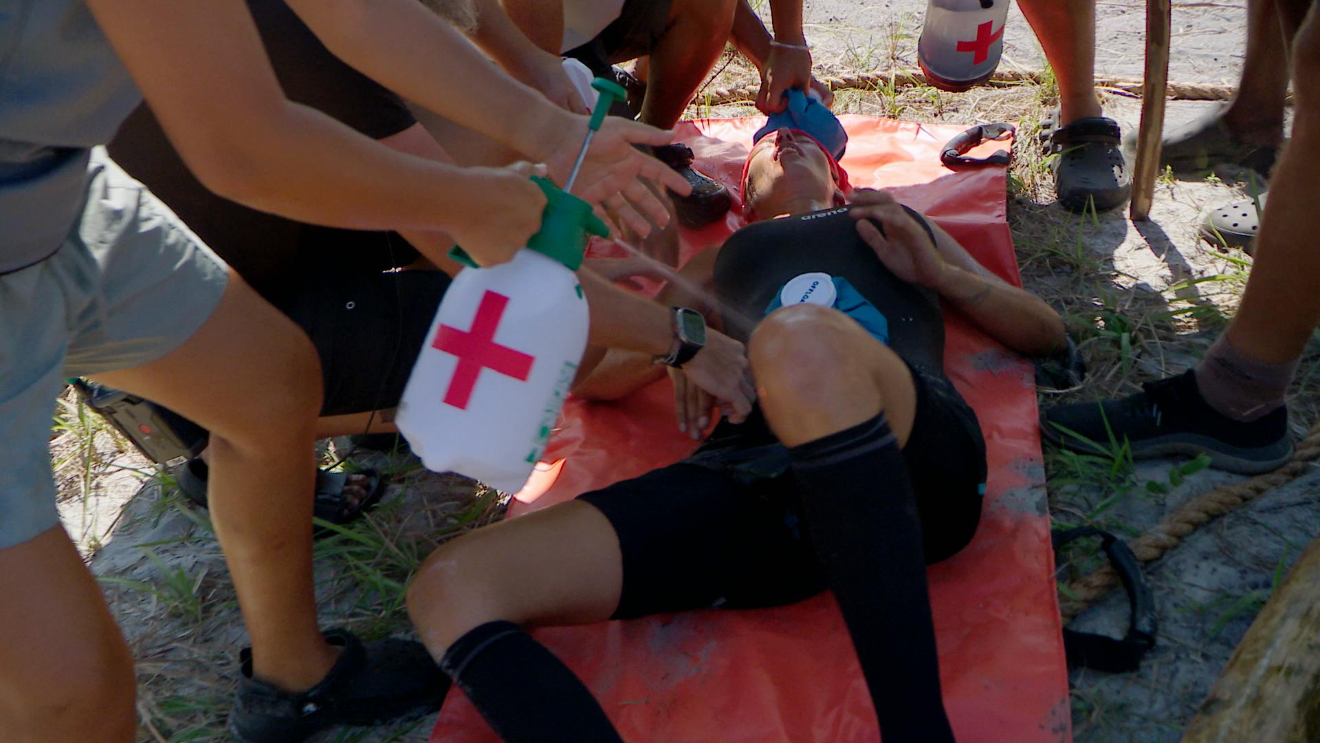 Midt under konkurrencen falder Irene om, og måtte tilses af lægerne.