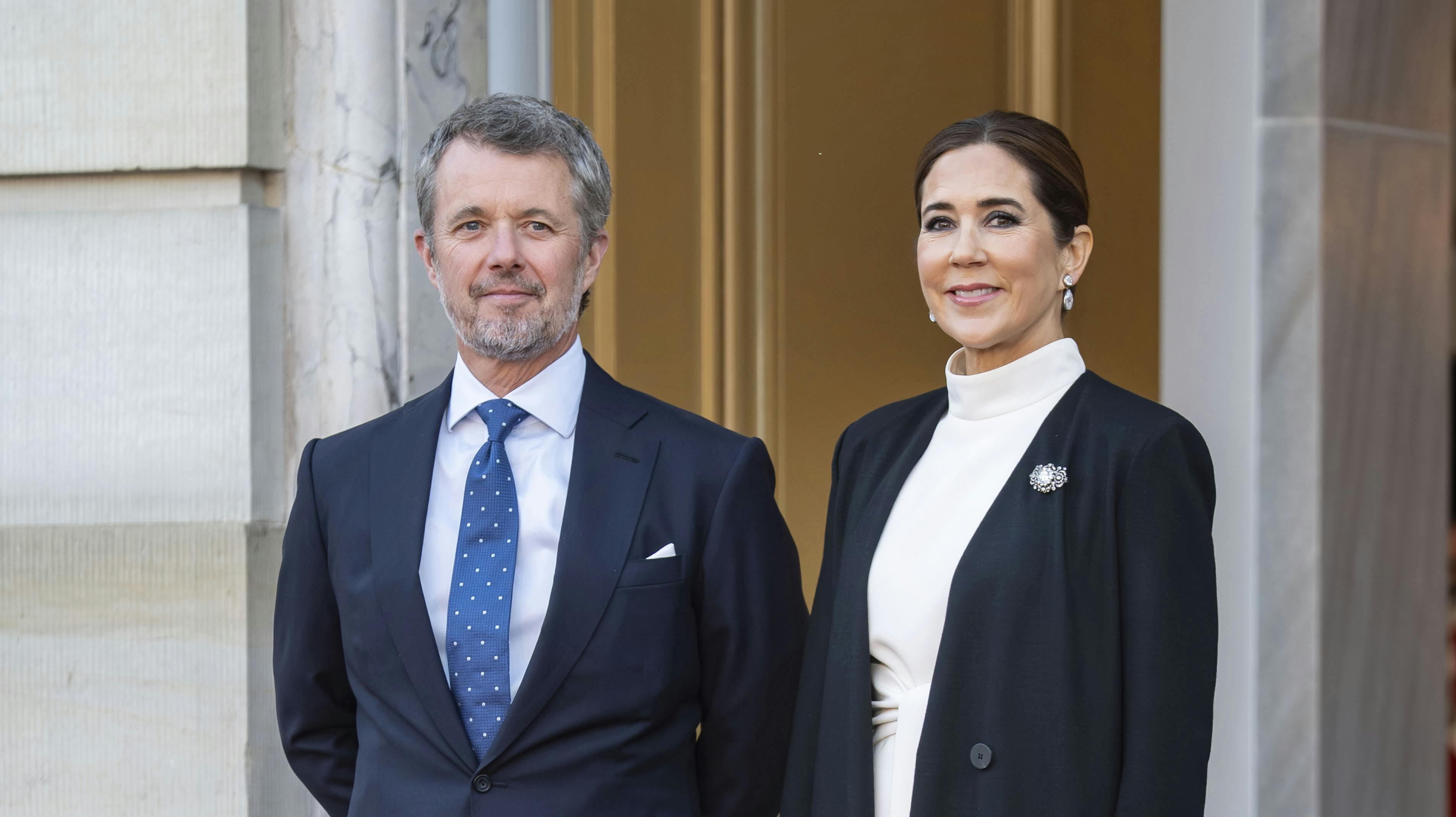 Kong Frederik og dronning Mary har begge fået tilbuddet om at være med i "Vild med dans".